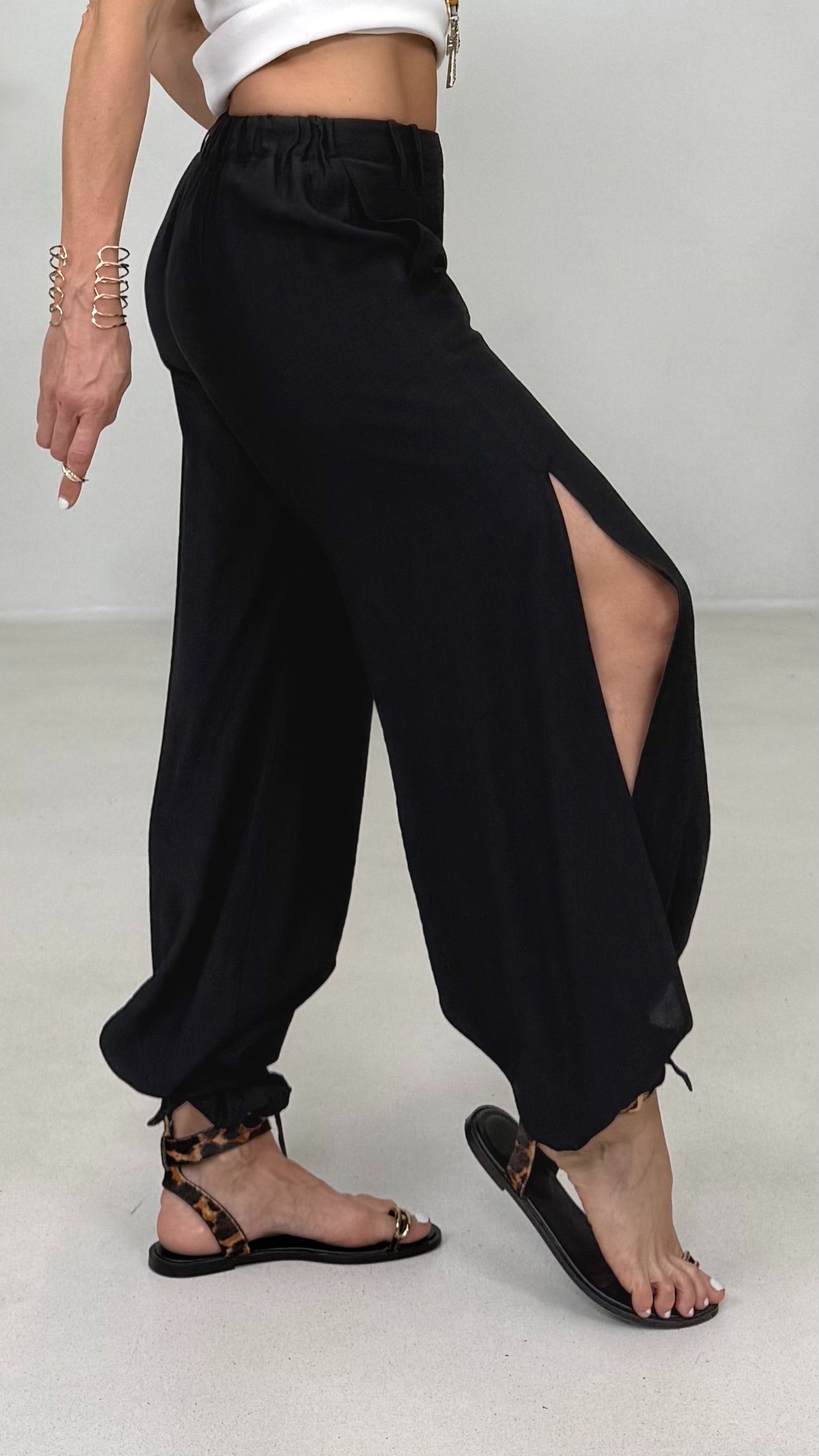 PANTALONE ODALISCA CON SPACCHI IN VISCOSA CRASH
