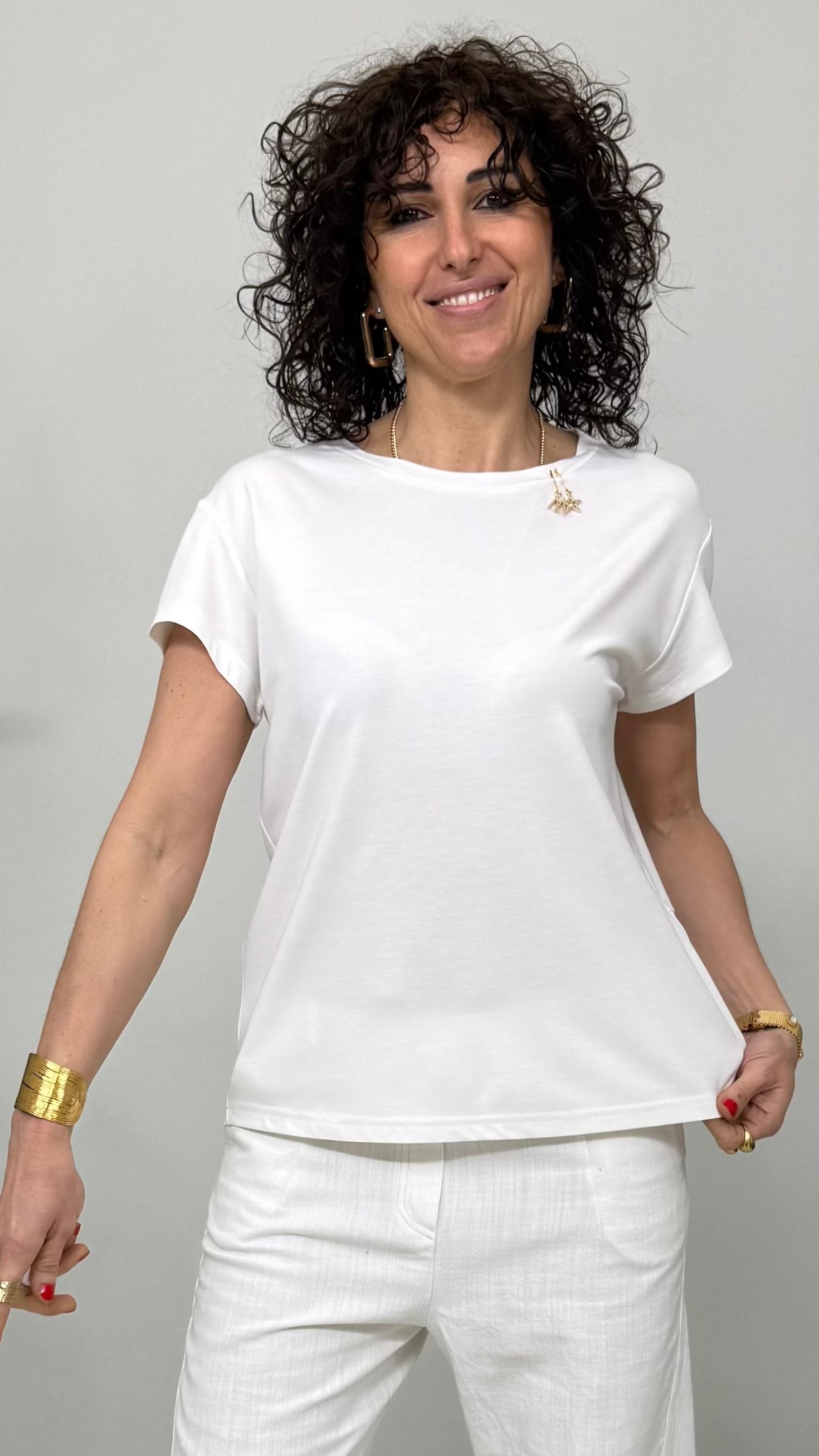 T-SHIRT VISCOSA TECNICA SPACCO DIETRO