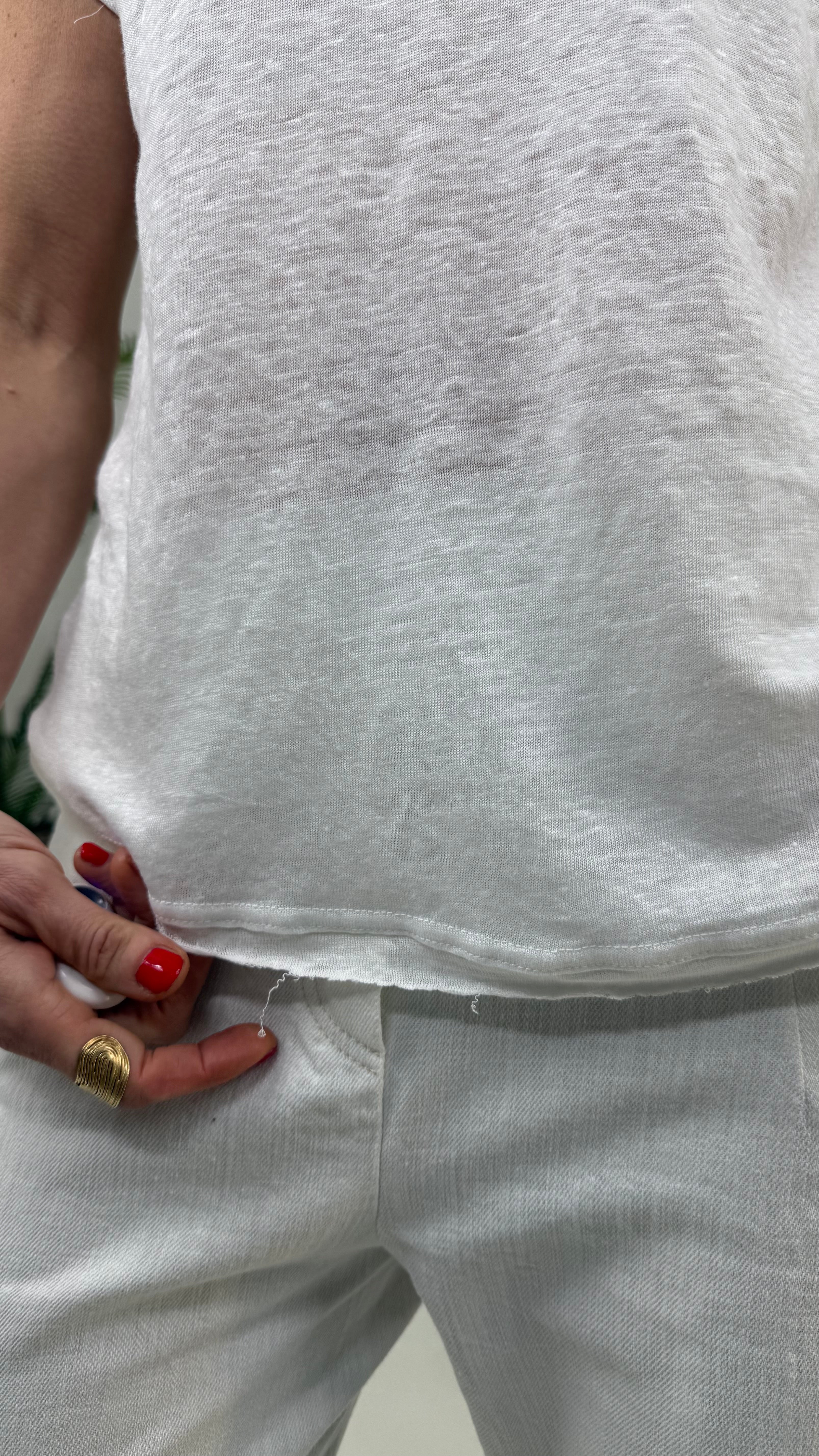 TSHIRT IN JERSEY LINO 100% SCOLLO A V