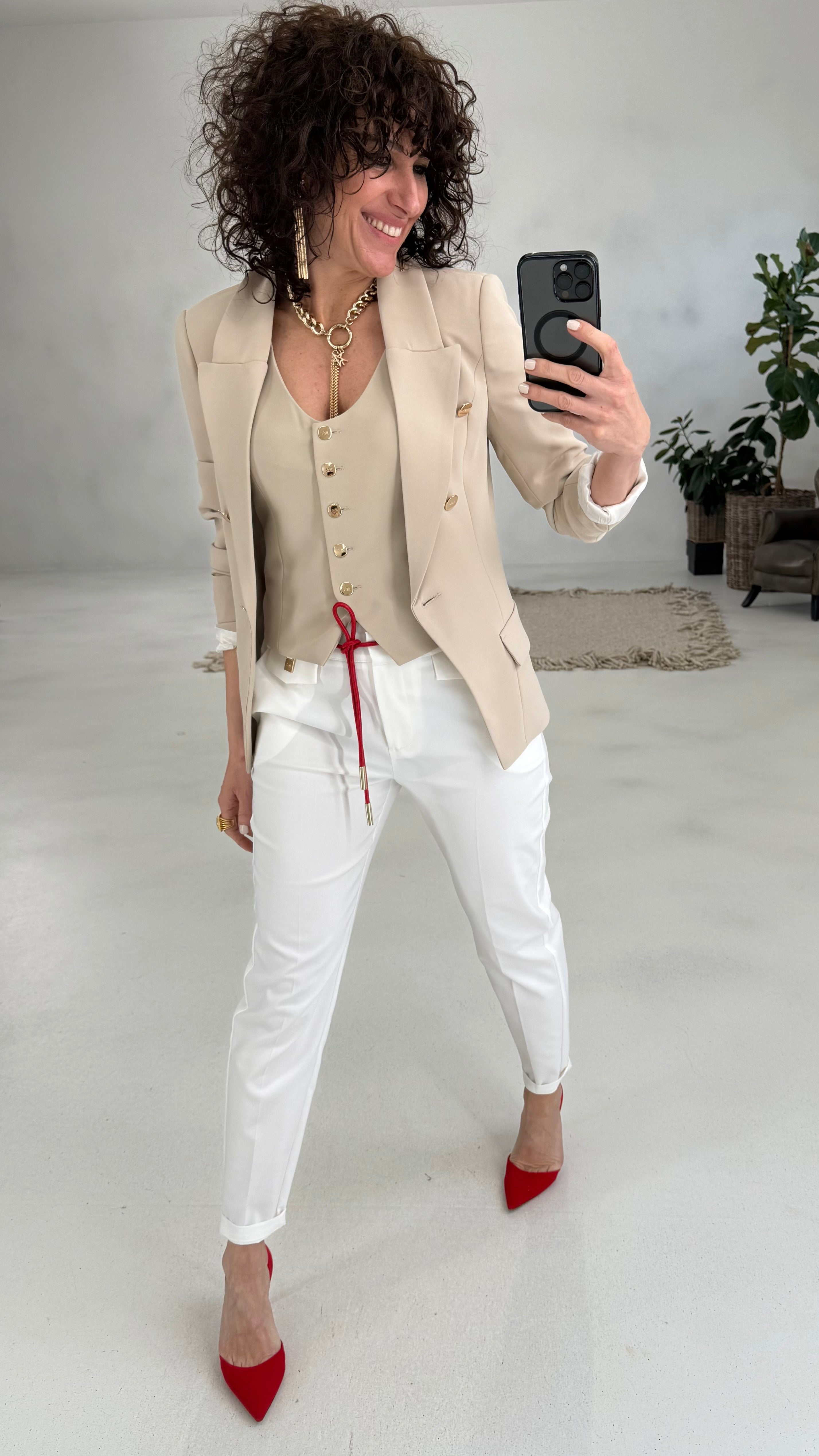 506 P25 BEIGE GIACCA SFIANCATA CON BOTTONI SPECCHIATI IN CADY