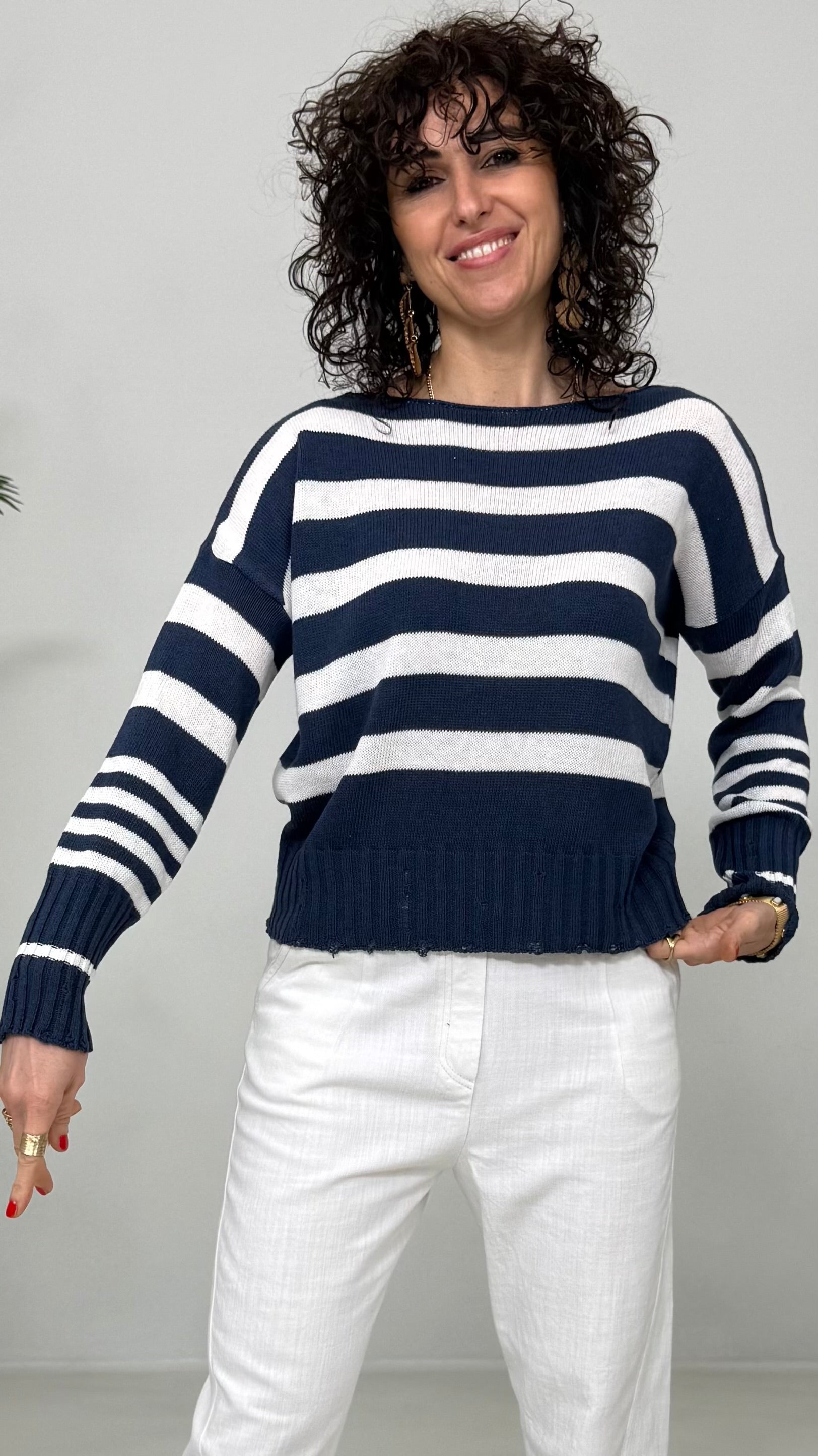 MAGLIA A RIGHE IN COTONE CON ROTTURE