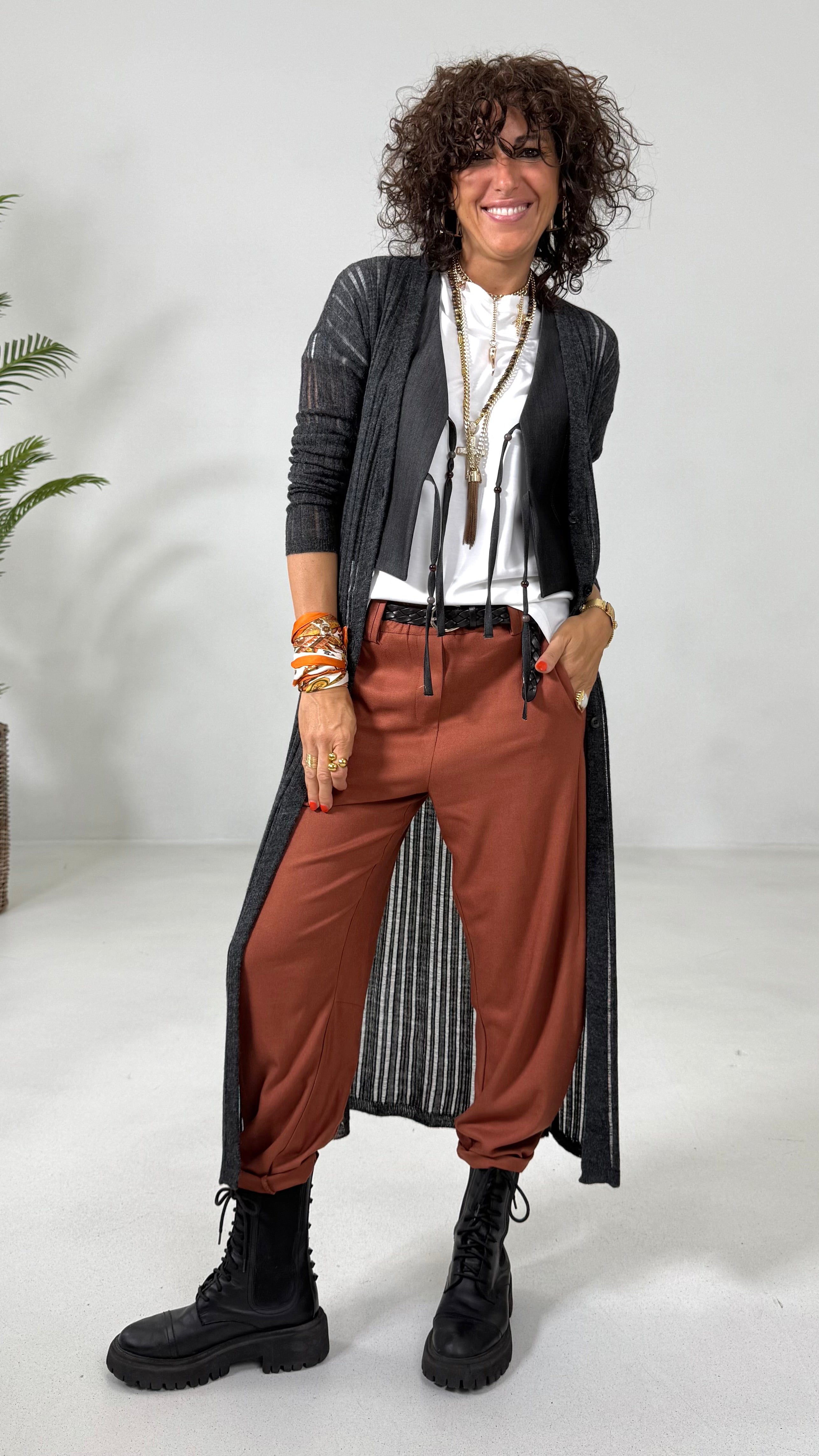 GILET IN JEANS SLEGATO CON LACCI