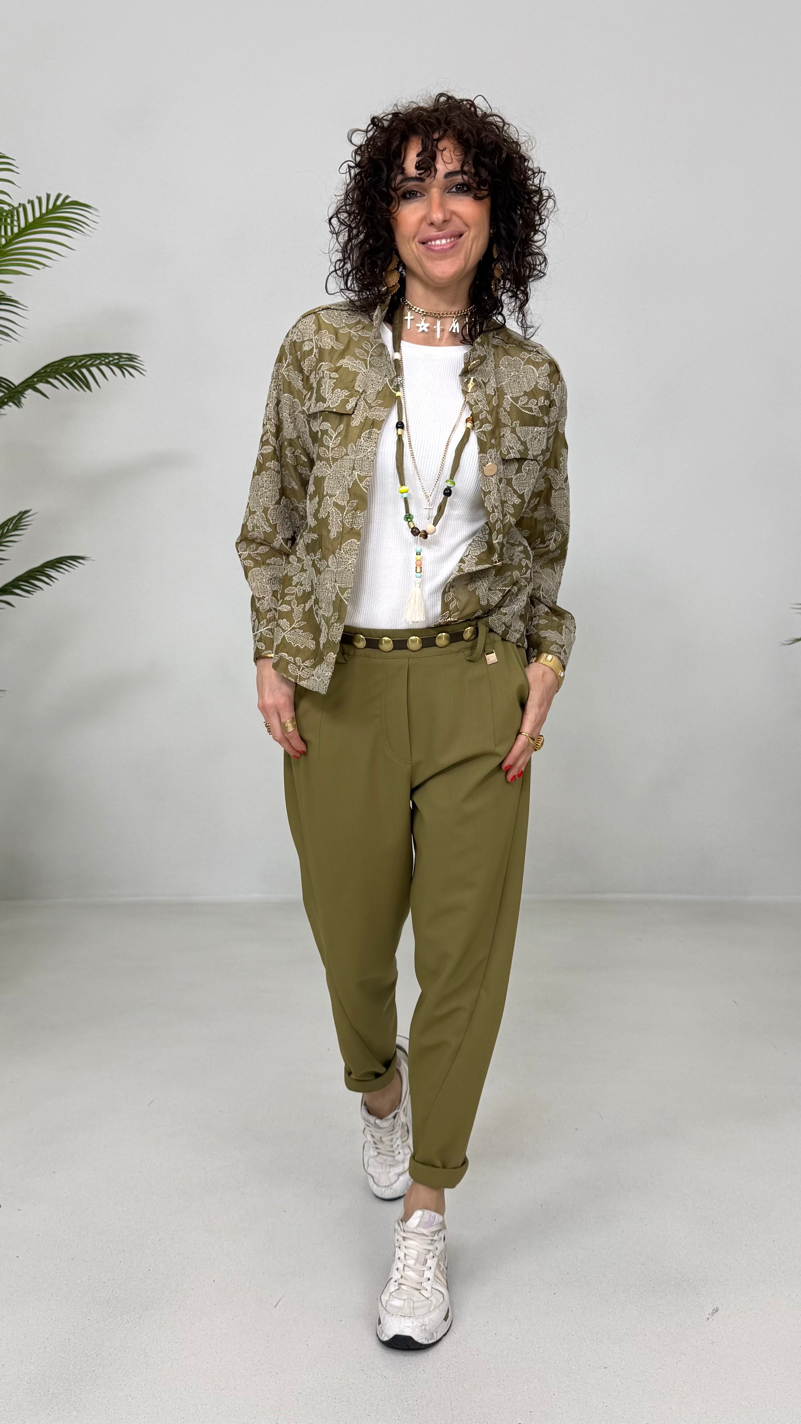 CINTURA CON BORCHIE GROSSE