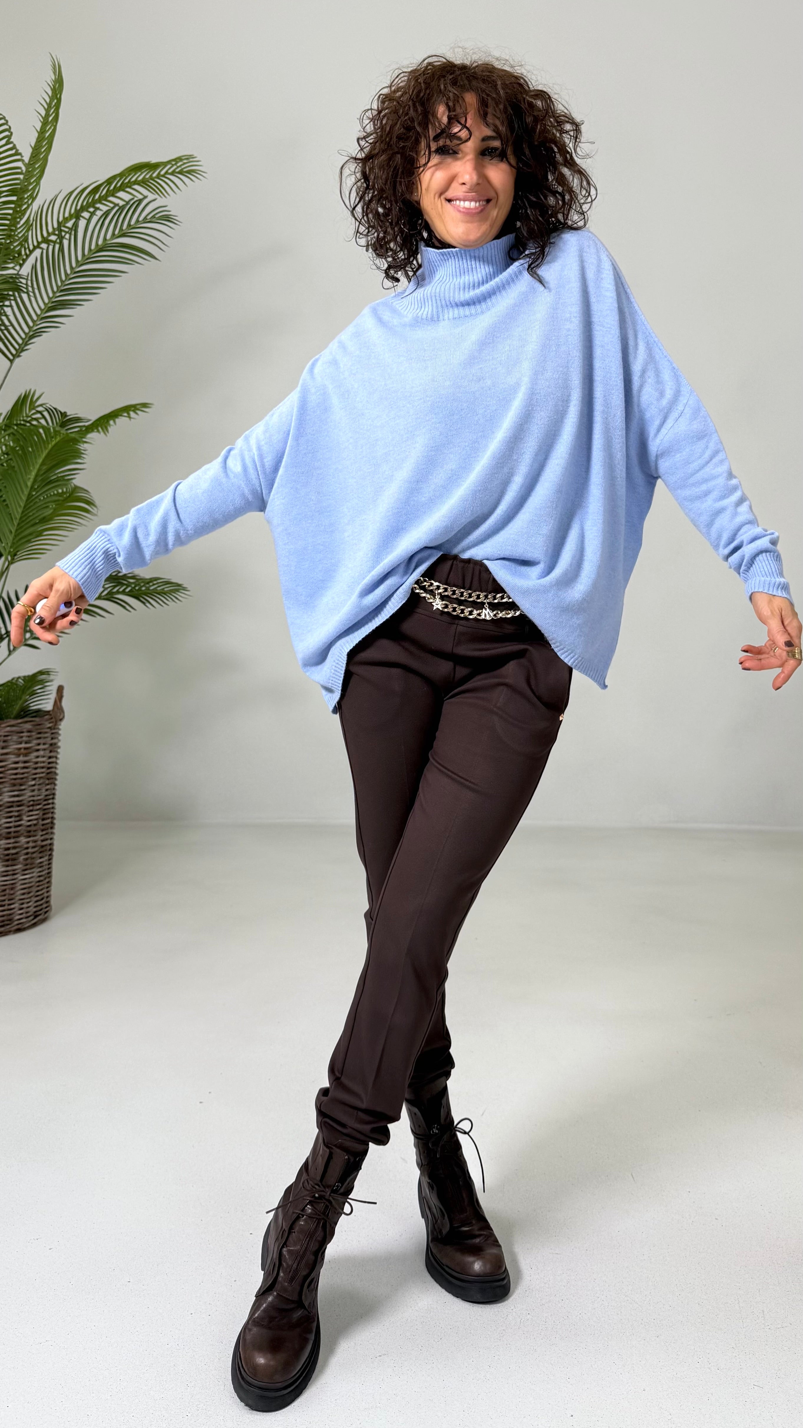 MAGLIA AMPIA IN MISTO CASHMERE CON COLLO ALTO