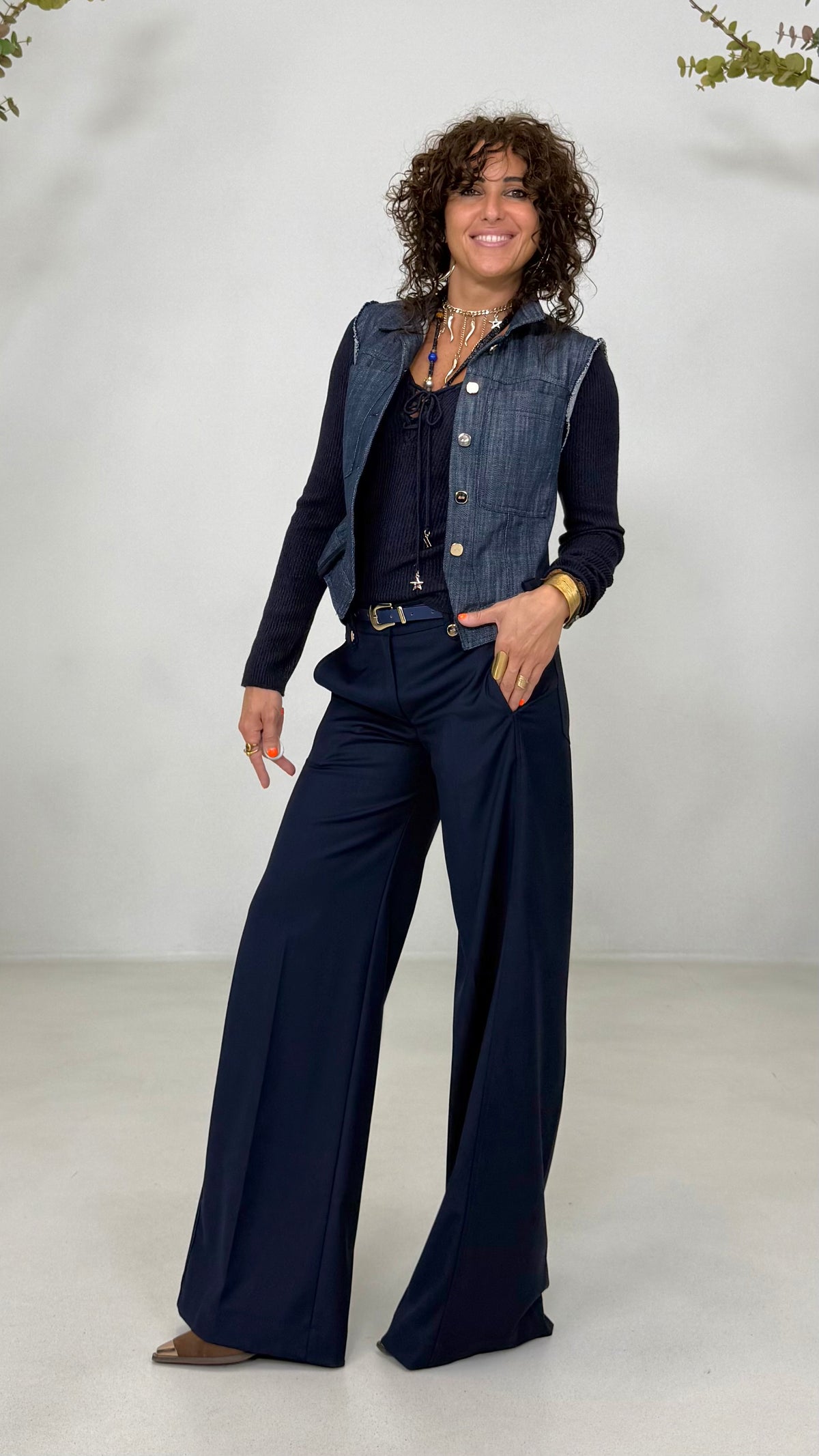 MAGLIA COSTINA SLIM SCOLLO A V LACCIO IN CALDA VISCOSA