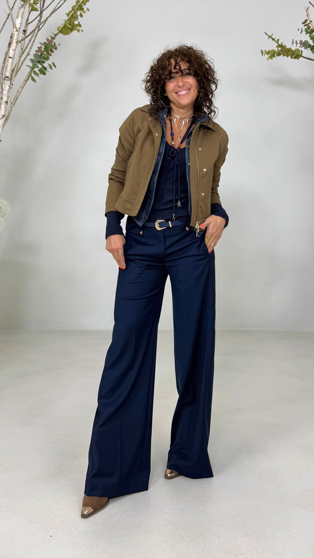 MAGLIA COSTINA SLIM SCOLLO A V LACCIO IN CALDA VISCOSA