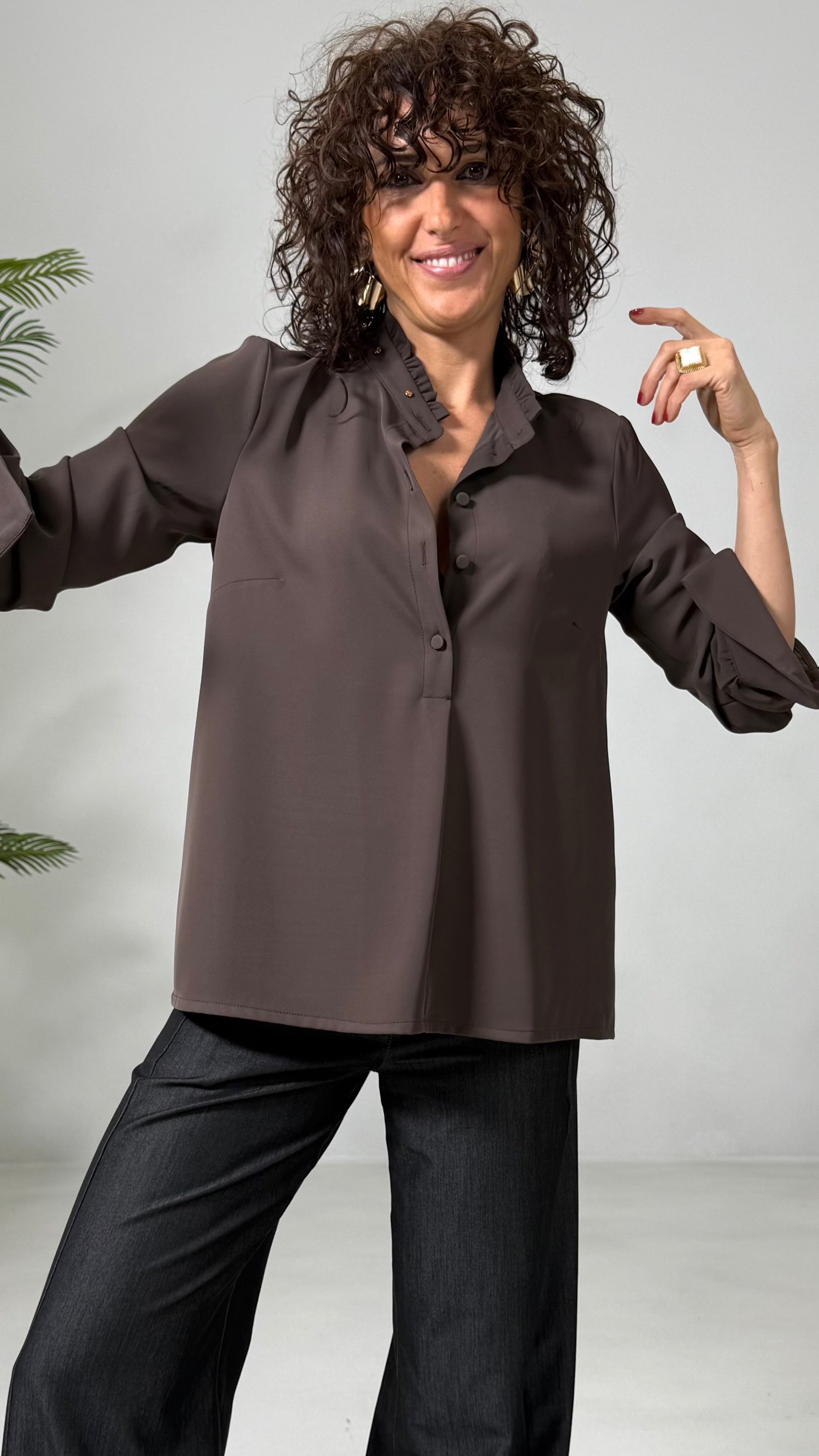 CAMICIA IN CADY FLUIDO CON BORCHIE COLLO