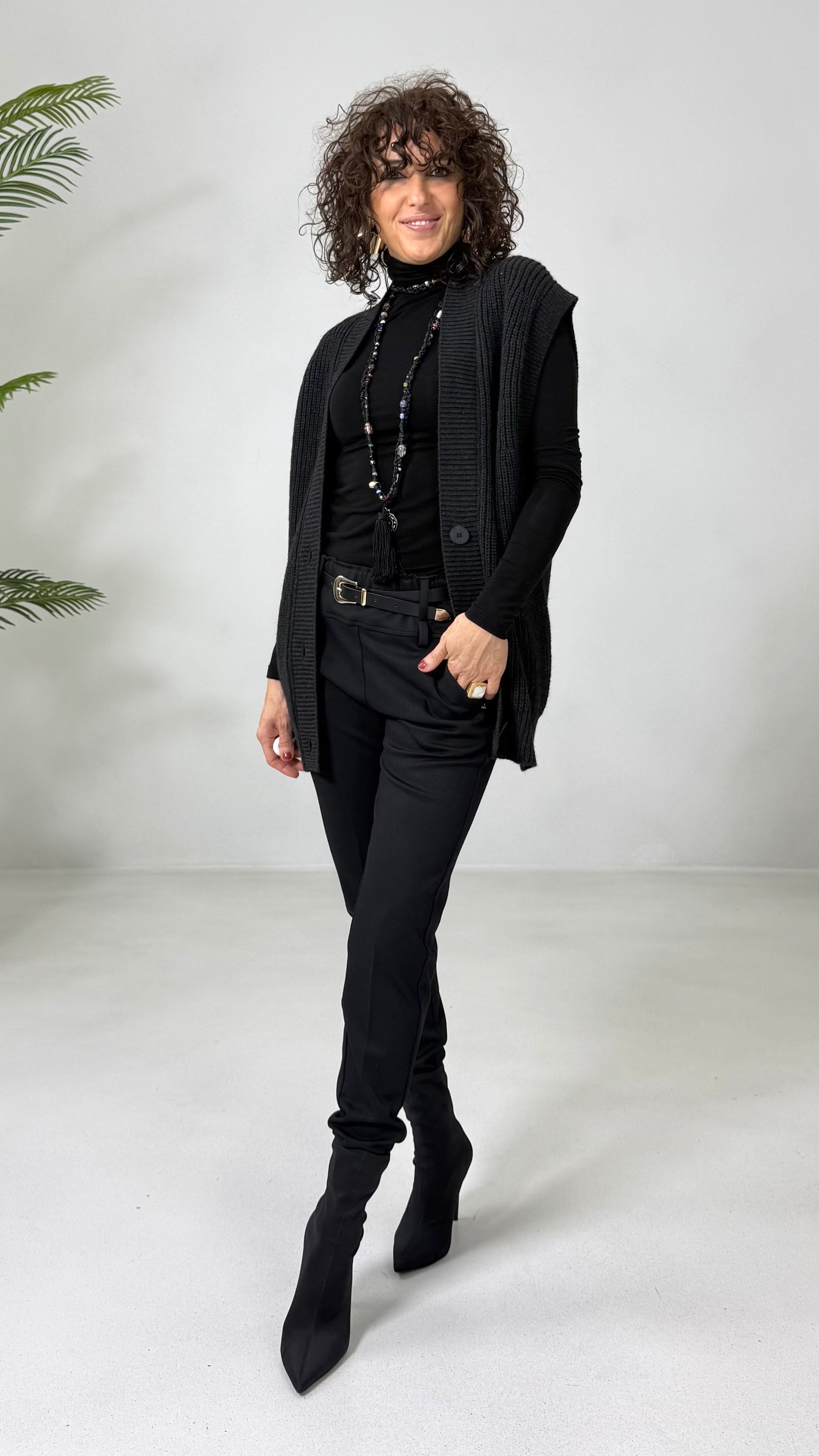 MAGLIA BASIC COLLO ALTO IN CALDA VISCOSA