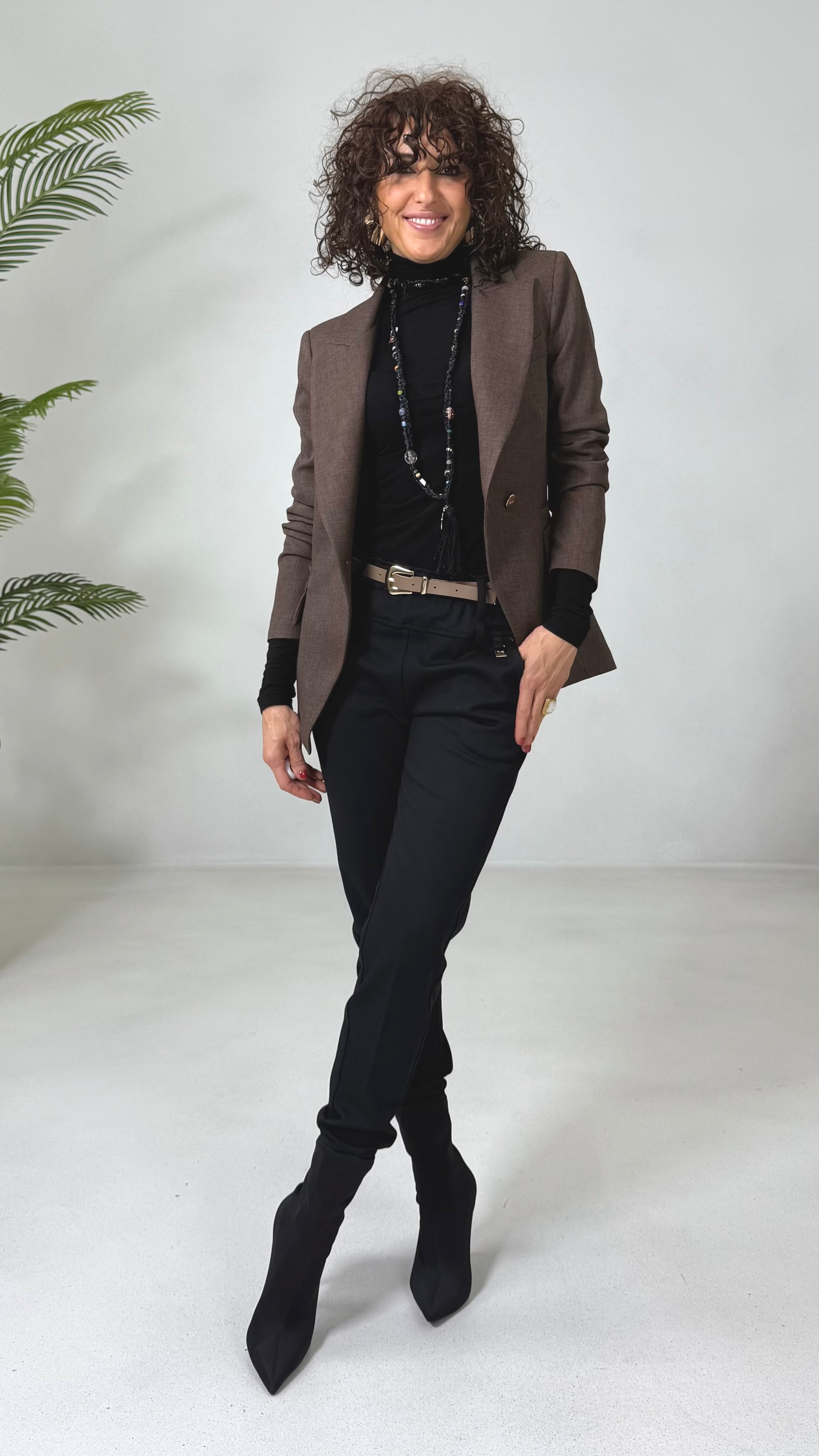 MAGLIA BASIC COLLO ALTO IN CALDA VISCOSA