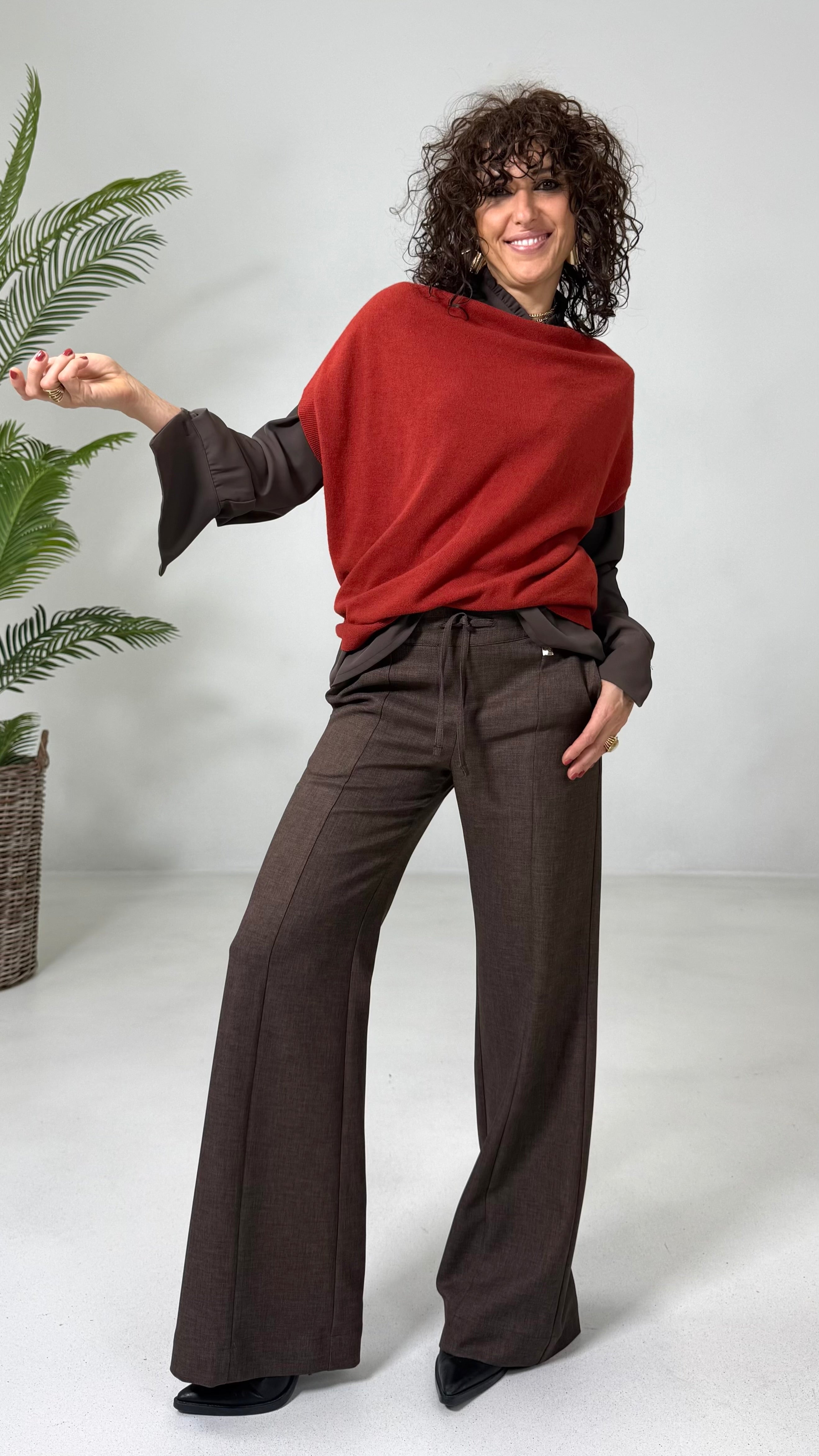 MAGLIA GILET CON MANICA SCESA IN MISTO CASHMERE