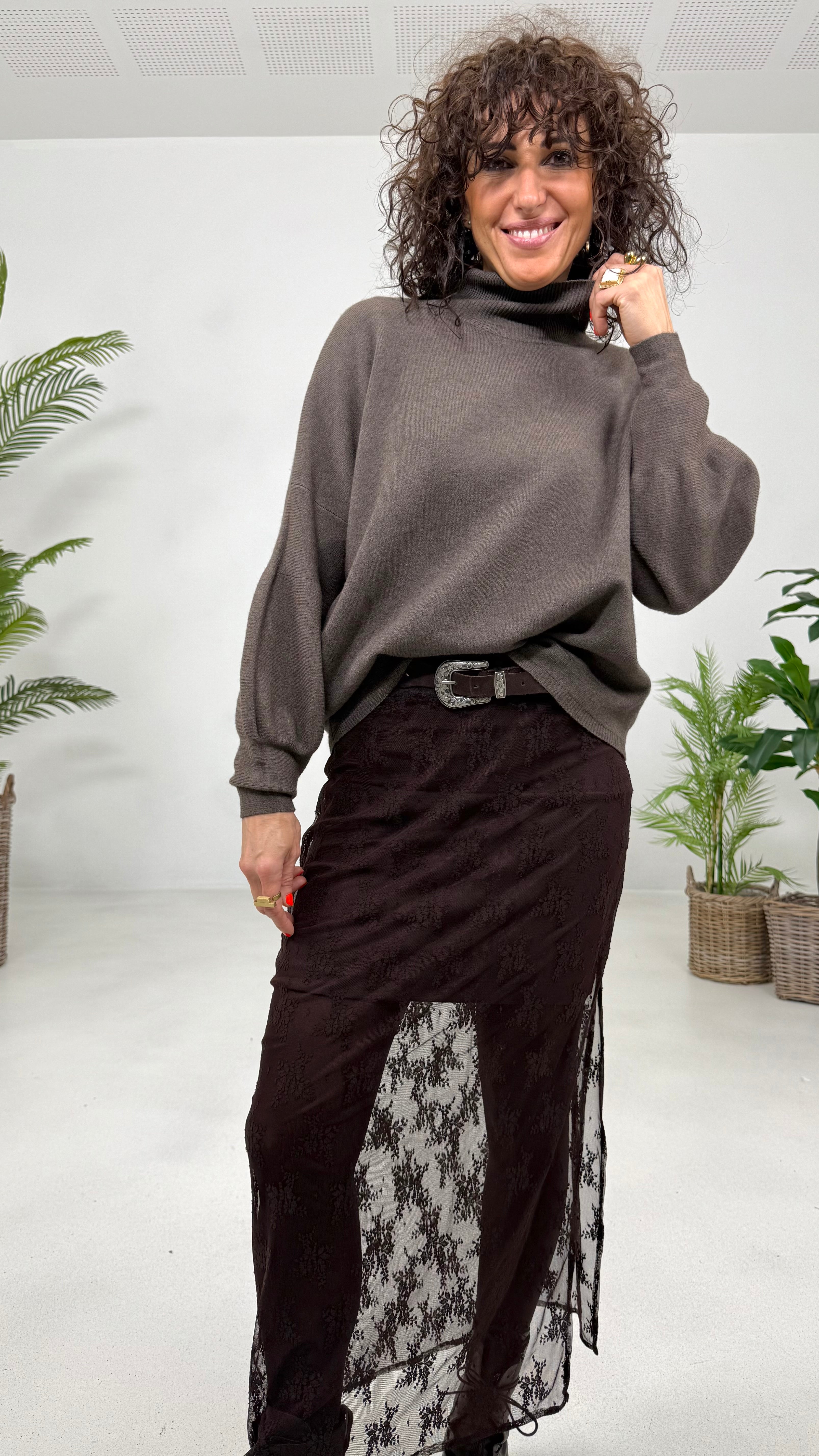 MAGLIA QUADRATA CON MANICHE PALLONCINO IN CALDA VISCOSA