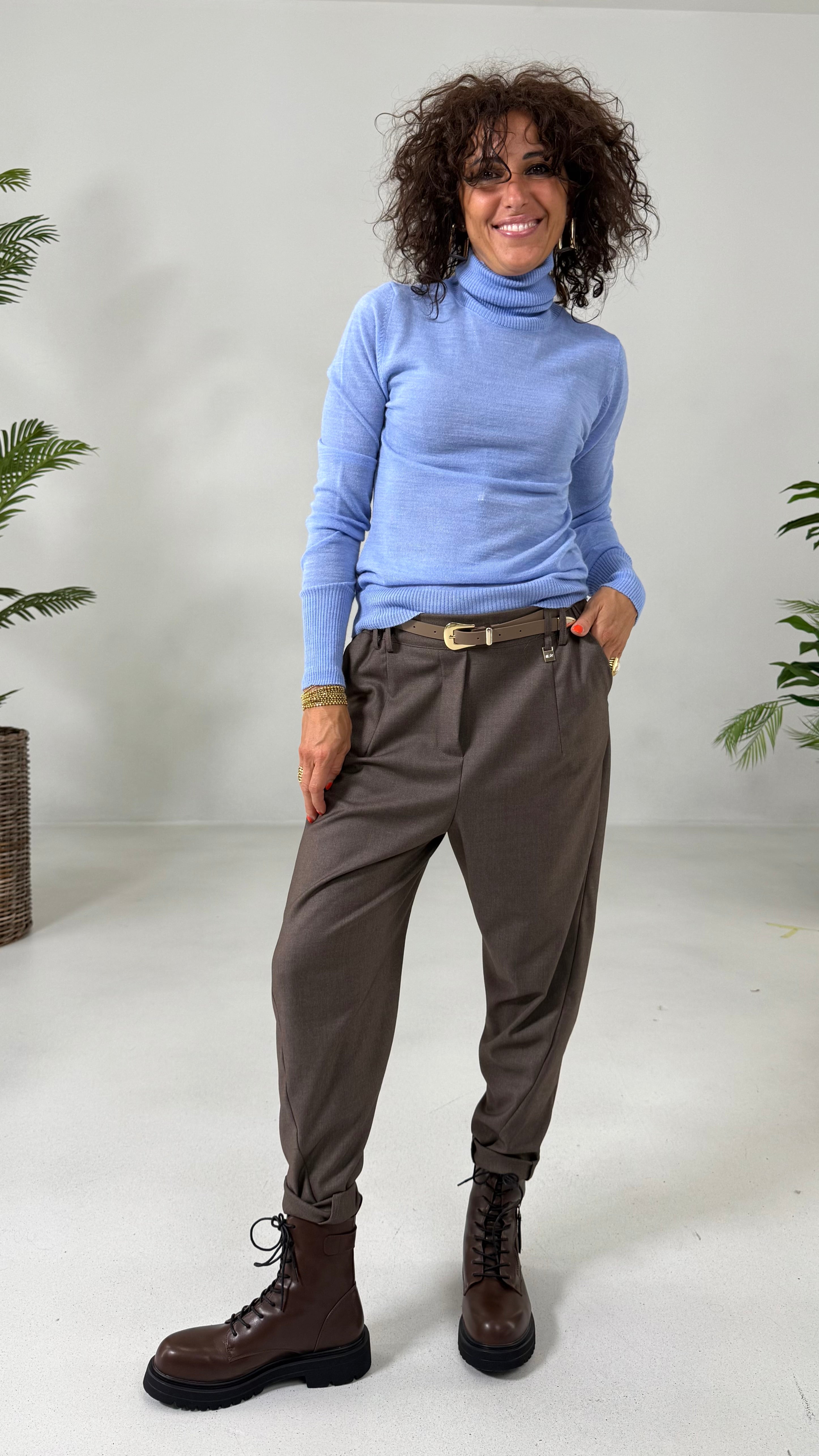 MAGLIA BASIC COLLO ALTO IN LANA VISCOSA