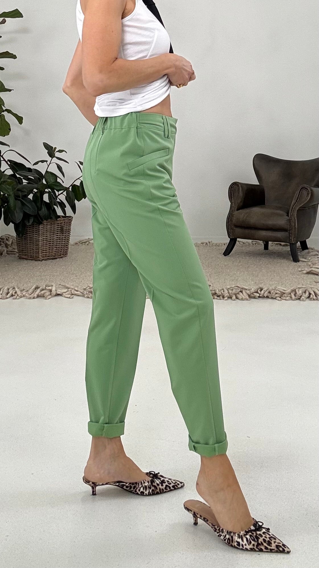 817 P25 VERDE FELCE BAGGY BASIC IN TESSUTO FLUIDO CONFORT