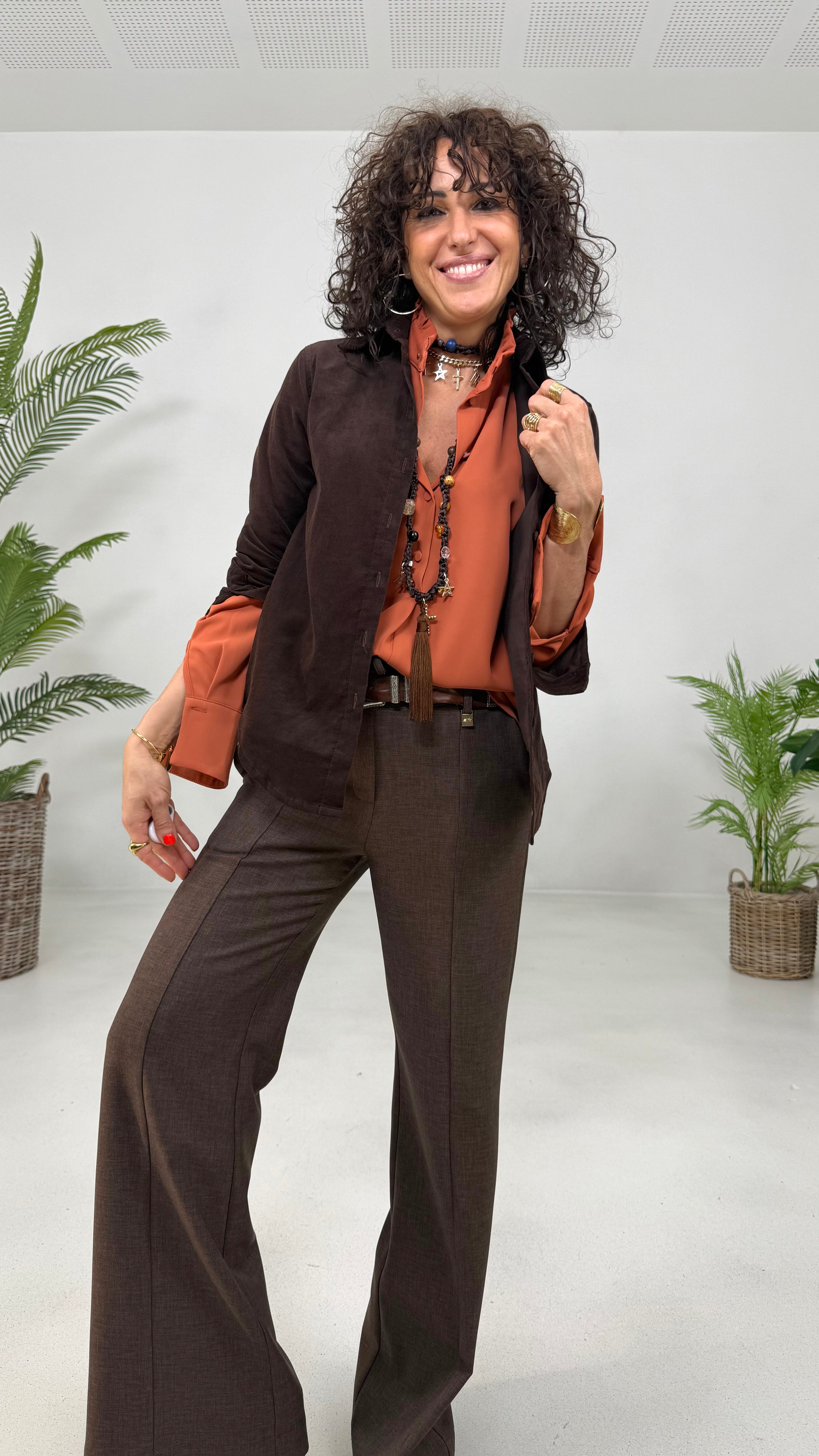 COLLANA UNCINETTO CON PIETRE E NAPPA