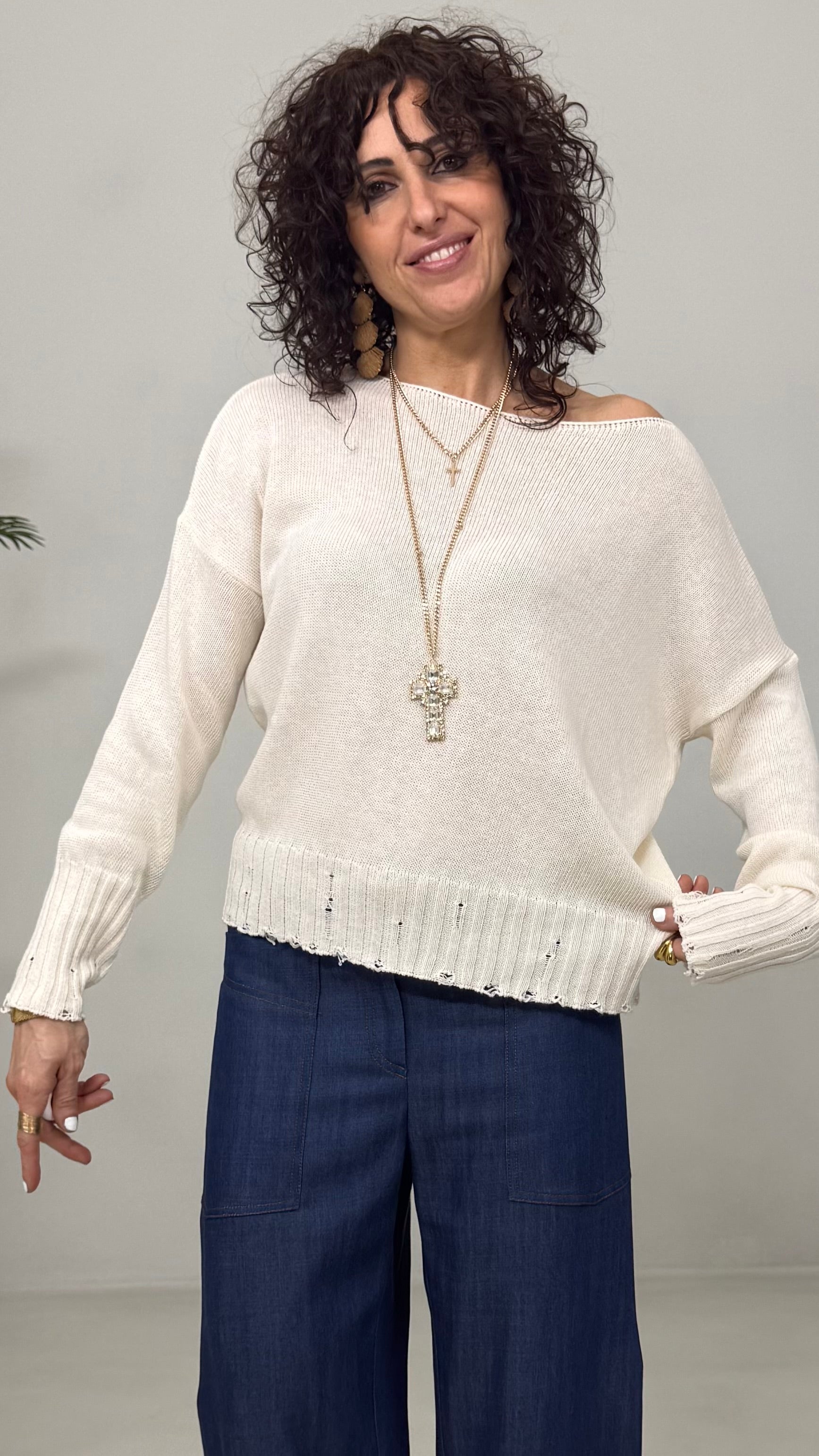 MAGLIA IN COTONE CON ROTTURE