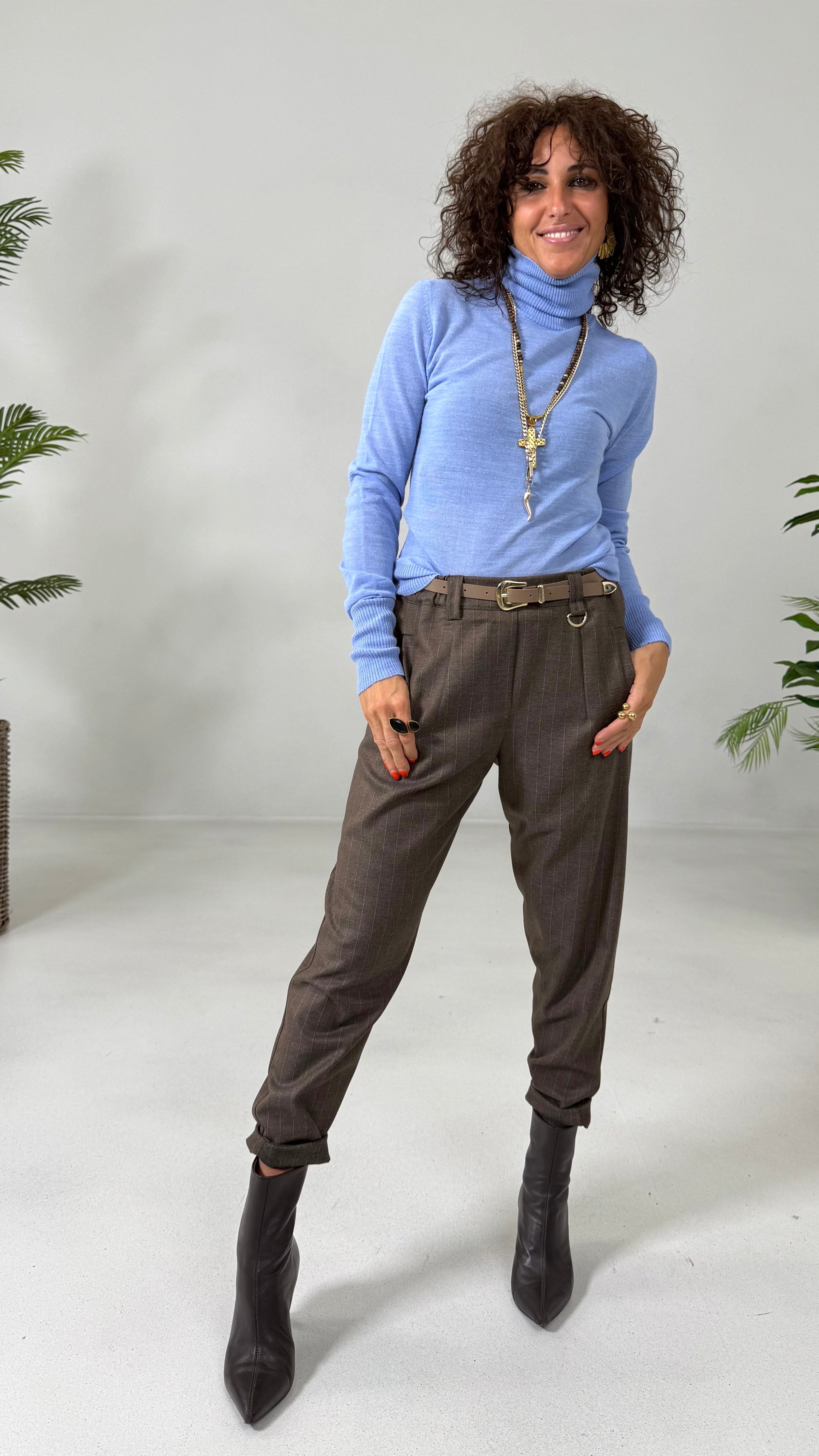 MAGLIA BASIC COLLO ALTO IN LANA VISCOSA