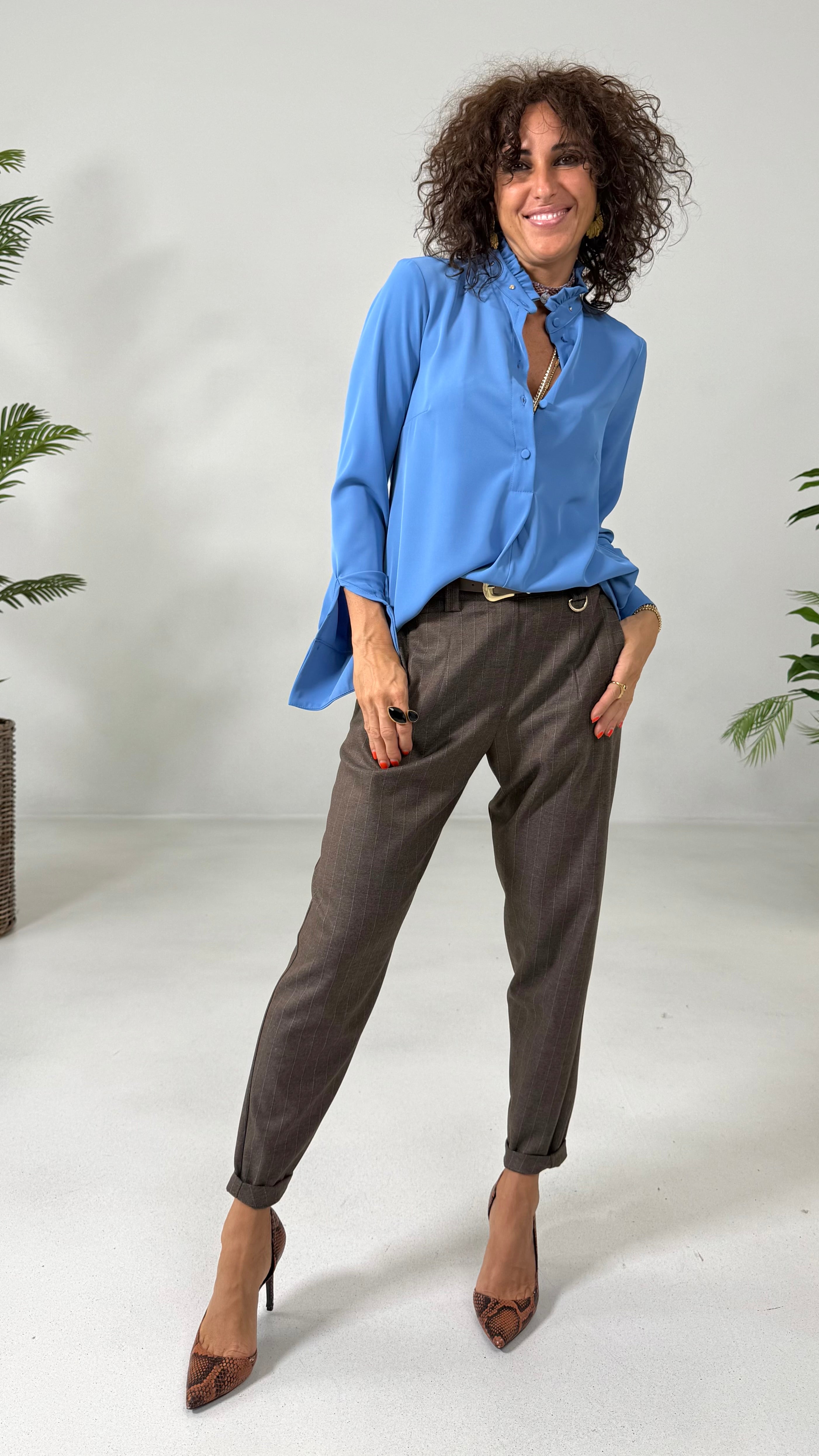 CAMICIA IN CADY FLUIDO CON BORCHIE COLLO