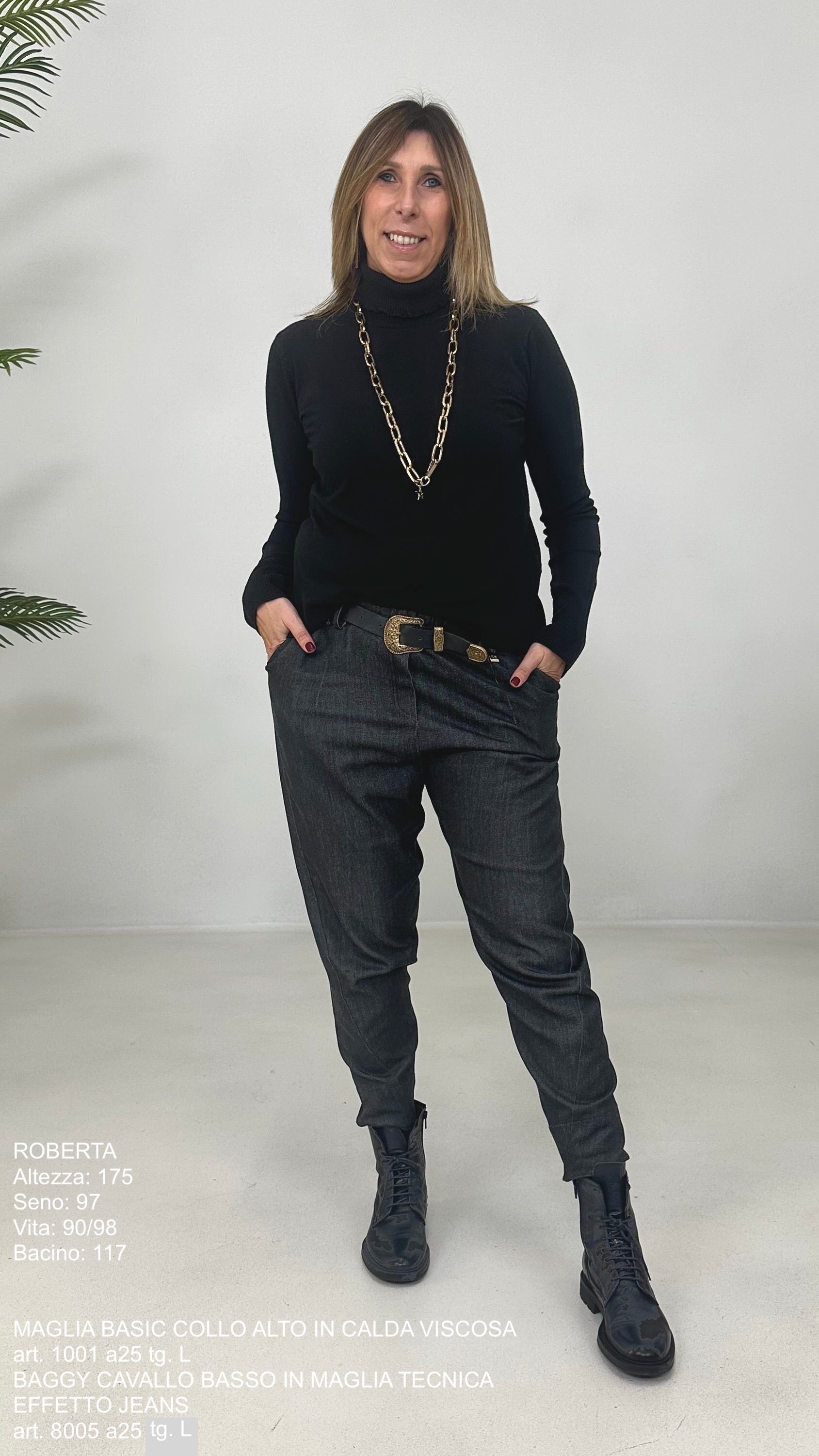 MAGLIA BASIC COLLO ALTO IN CALDA VISCOSA