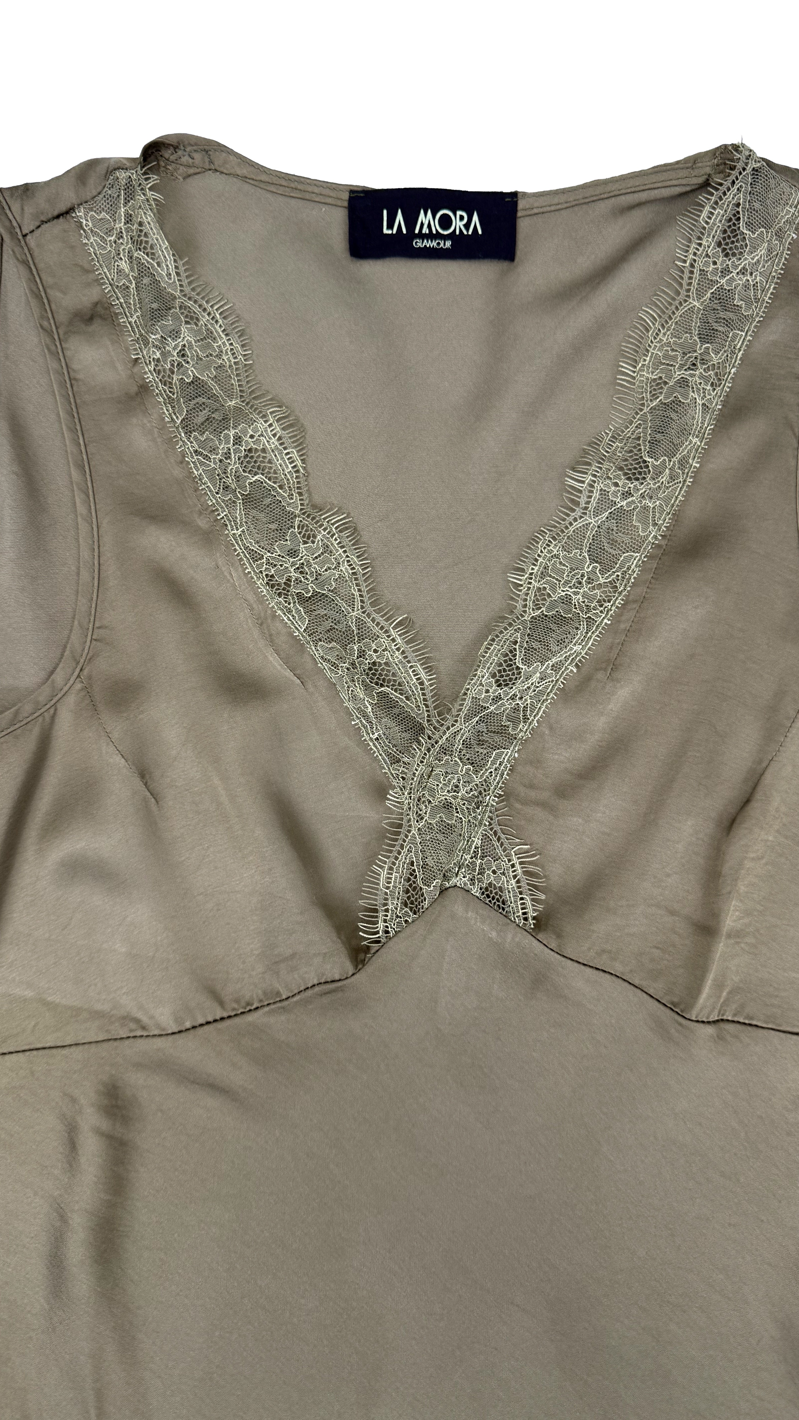 TOP RASO SPALLA LARGA PIZZO IN TONO