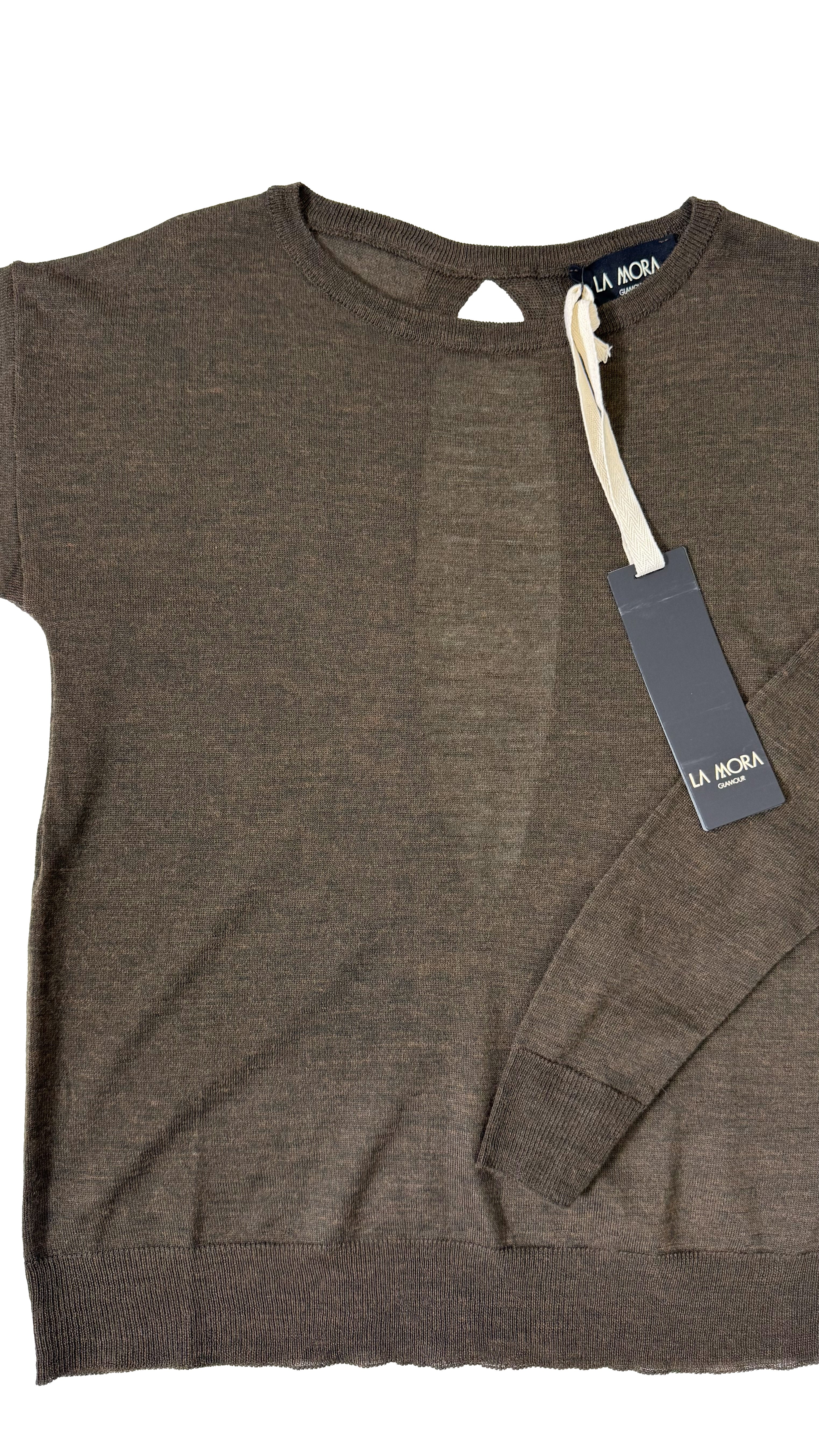 MAGLIA QUADRATA IN LANA VISCOSA CON APERTURA A GOCCIA