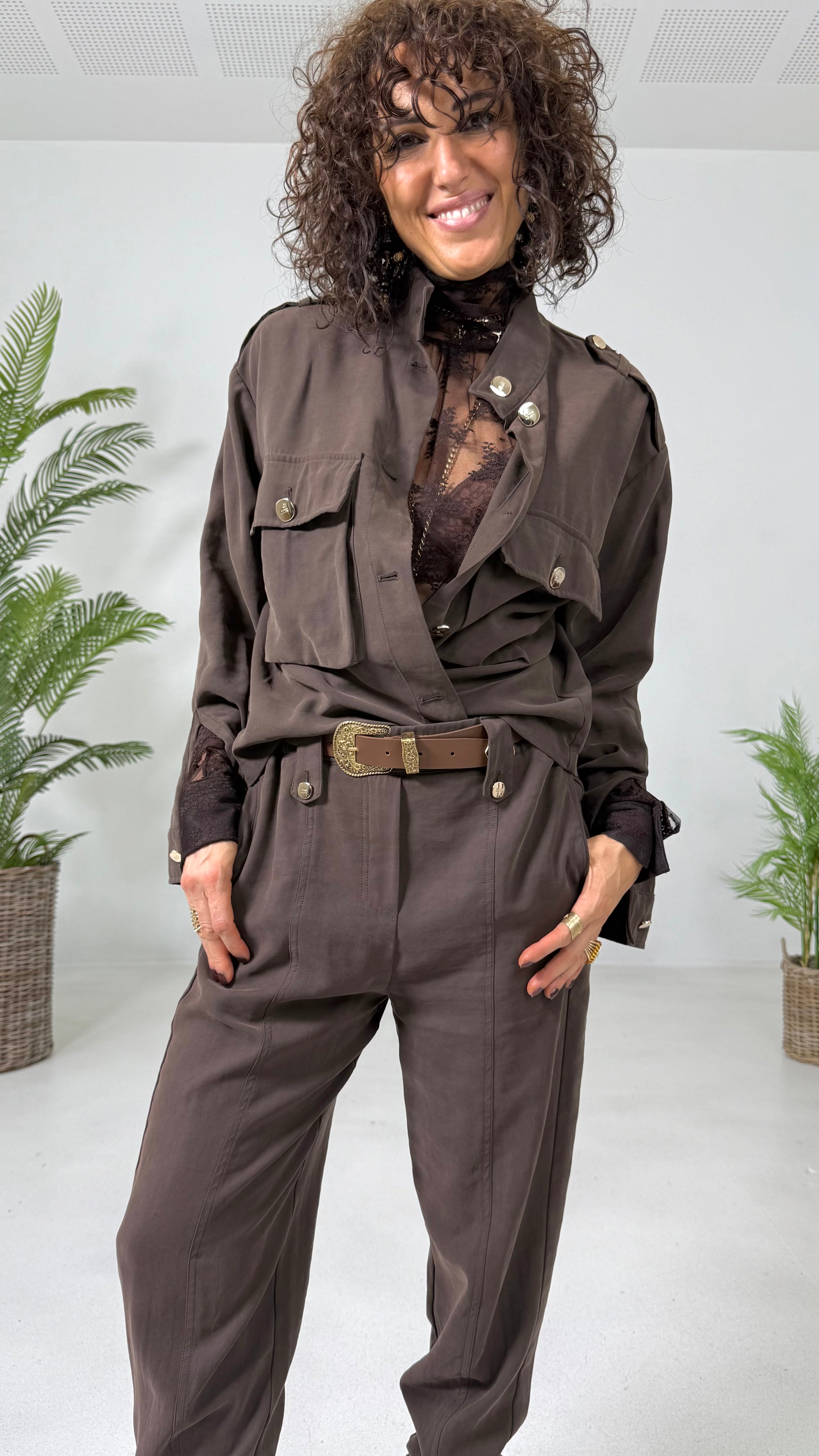 TWINSET CON LUPETTO IN PIZZO E TOP IN PUNTO MILANO LEGGERO