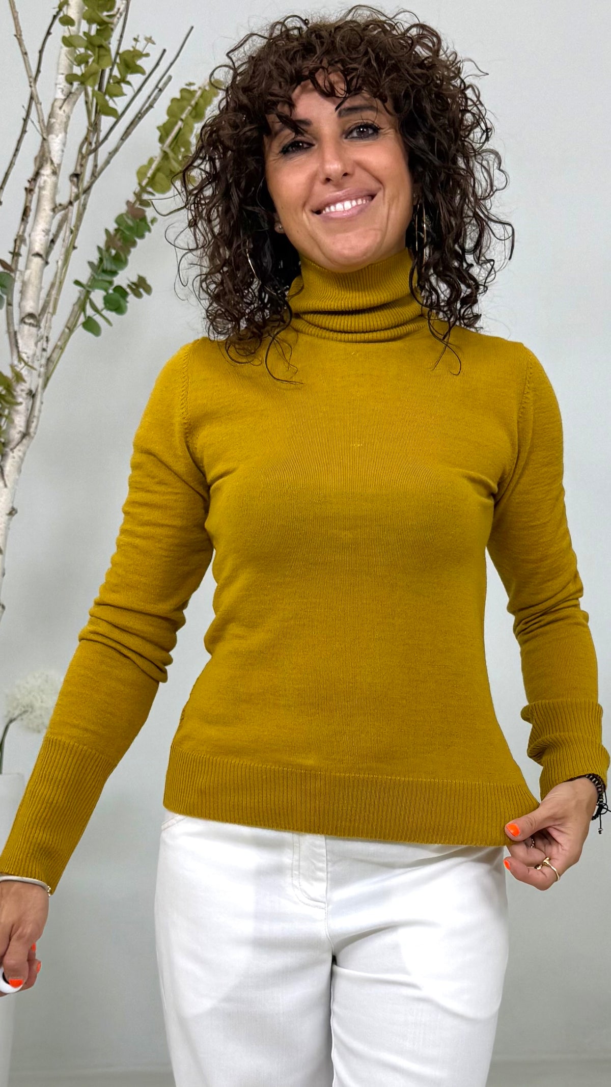 MAGLIA BASIC IN MERINOS CON COLLO ALTO