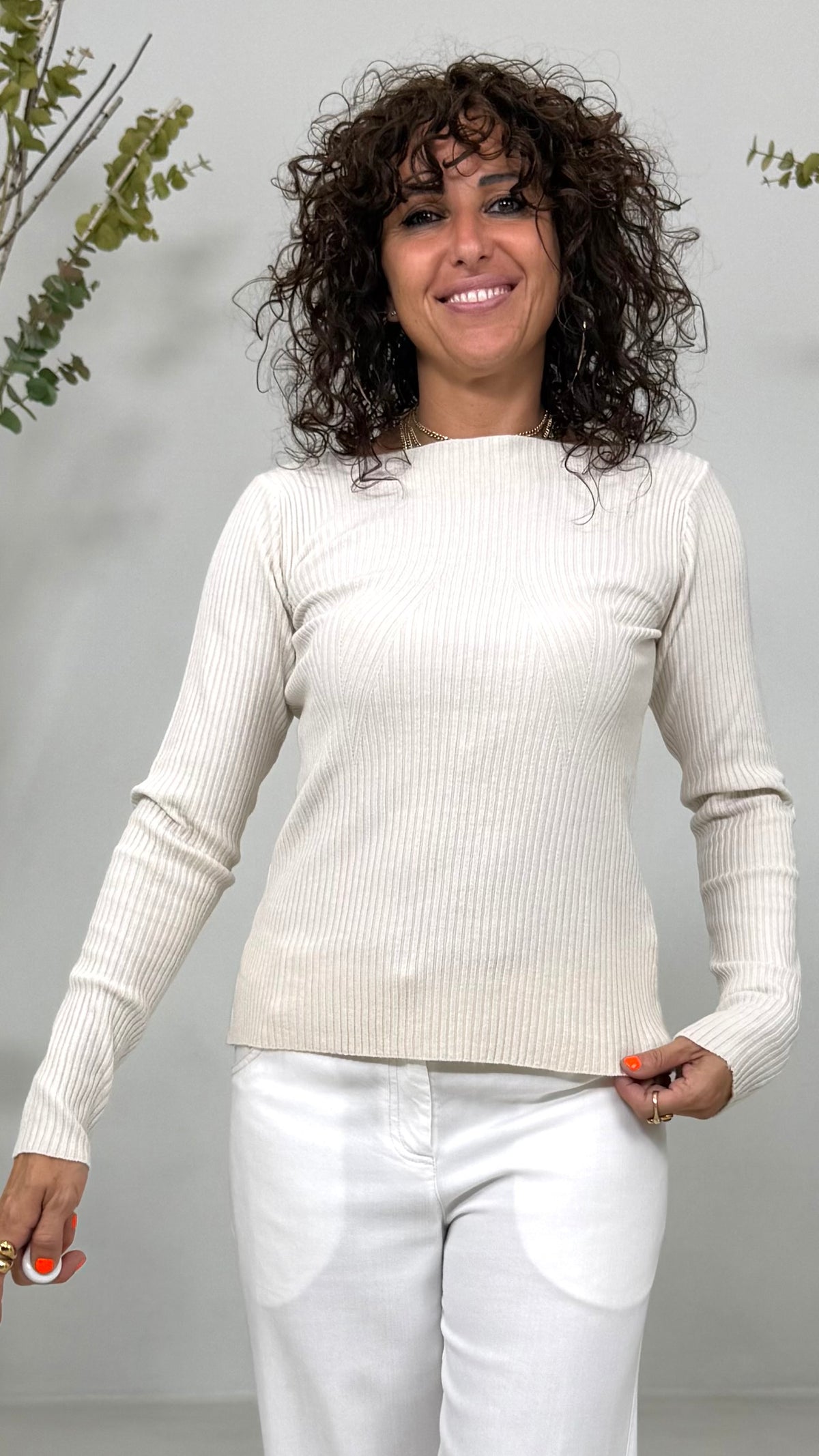 MAGLIA COSTINA SLIM SCOLLO A BARCHETTA IN CALDA VISCOSA
