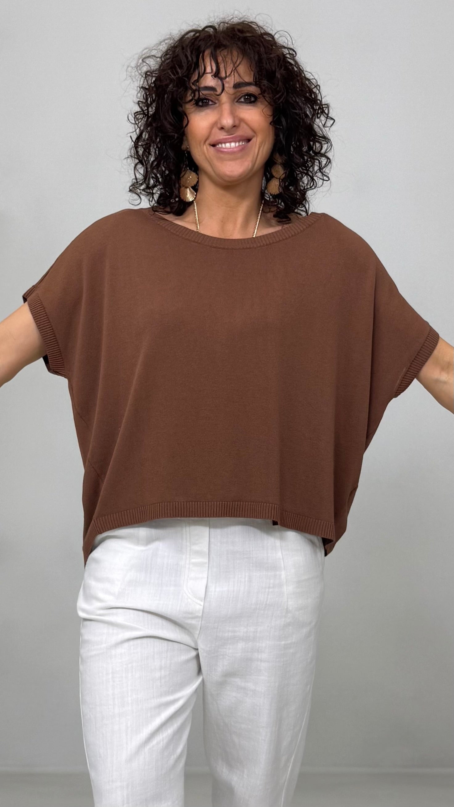 MAGLIA QUADRATA IN VISCOSA FONDO STONDATO