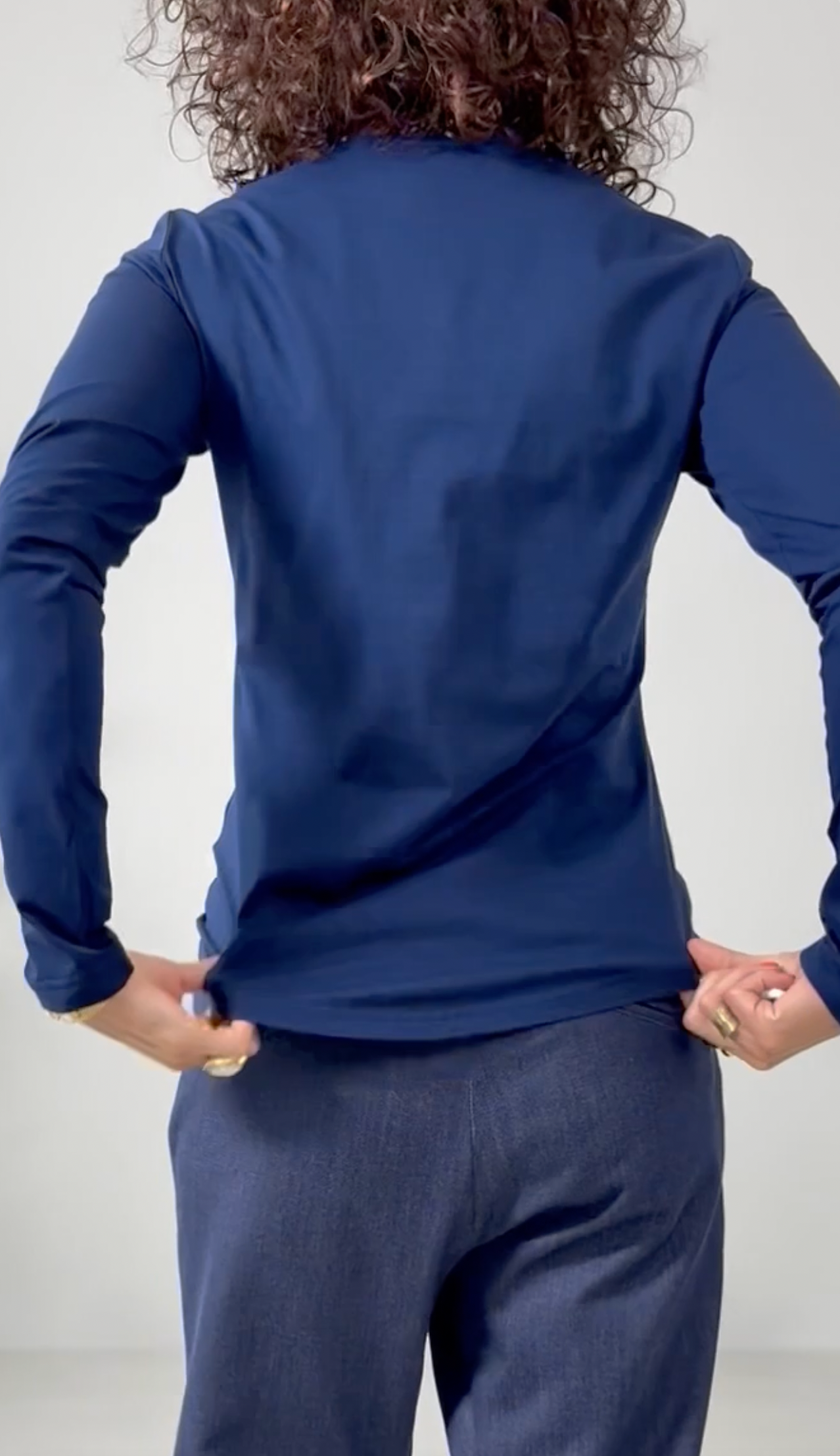 T-SHIRT BASIC MANICA LUNGA IN JERSEY DI COTONE MODAL