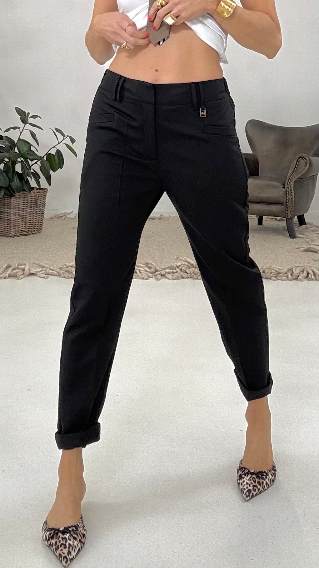 817 P25 NERO BAGGY BASIC IN TESSUTO FLUIDO CONFORT