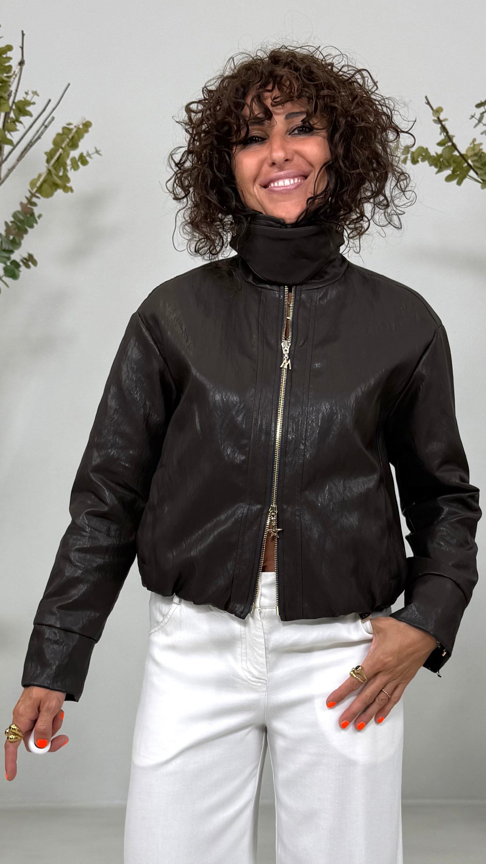BOMBER IN FINTA PELLE CON ZIP