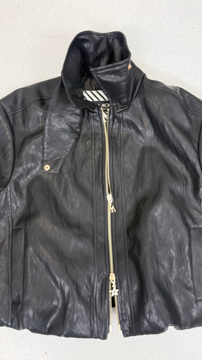 BOMBER IN FINTA PELLE CON ZIP