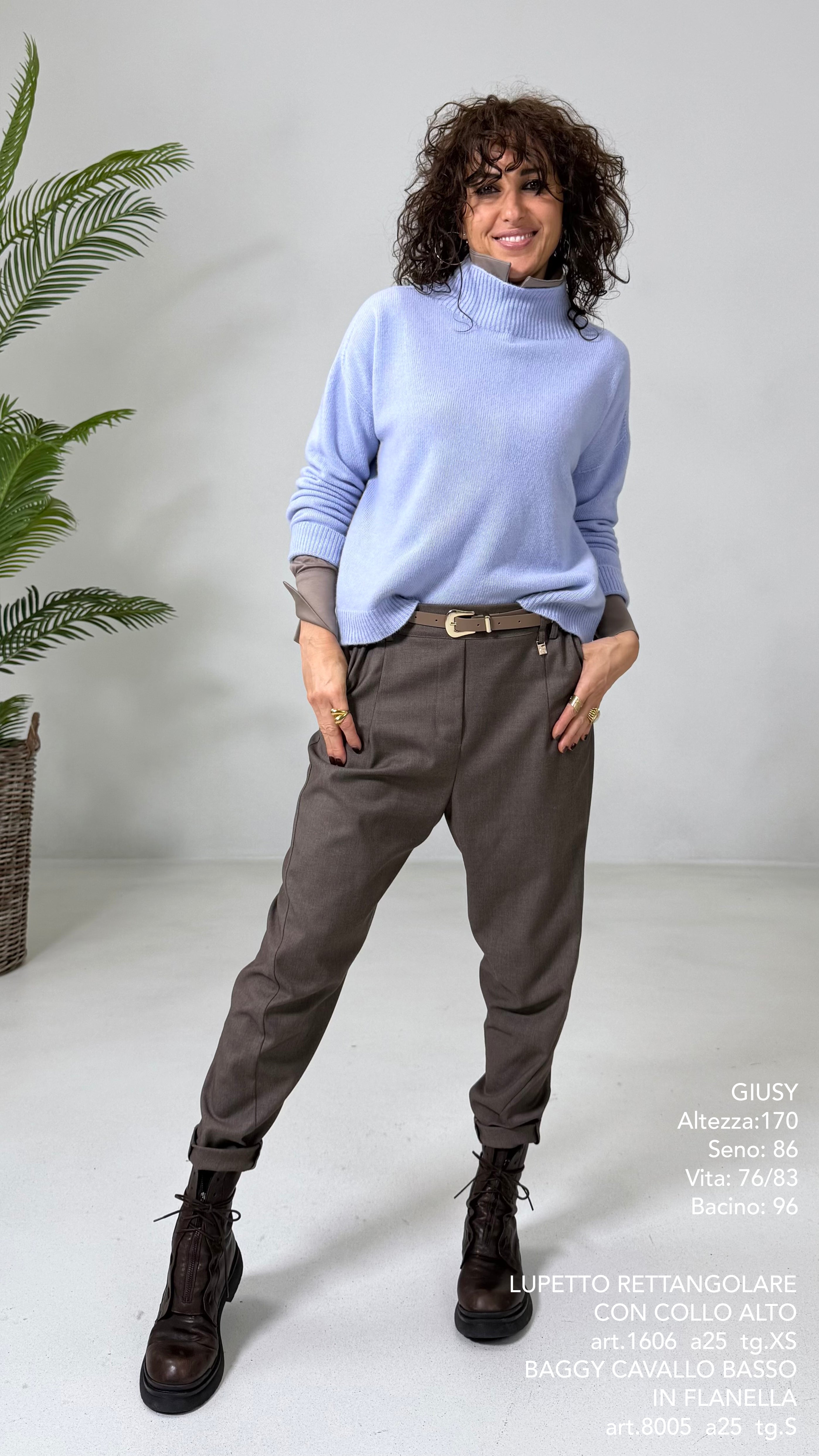 LUPETTO RETTANGOLARE IN LANA CARDATA