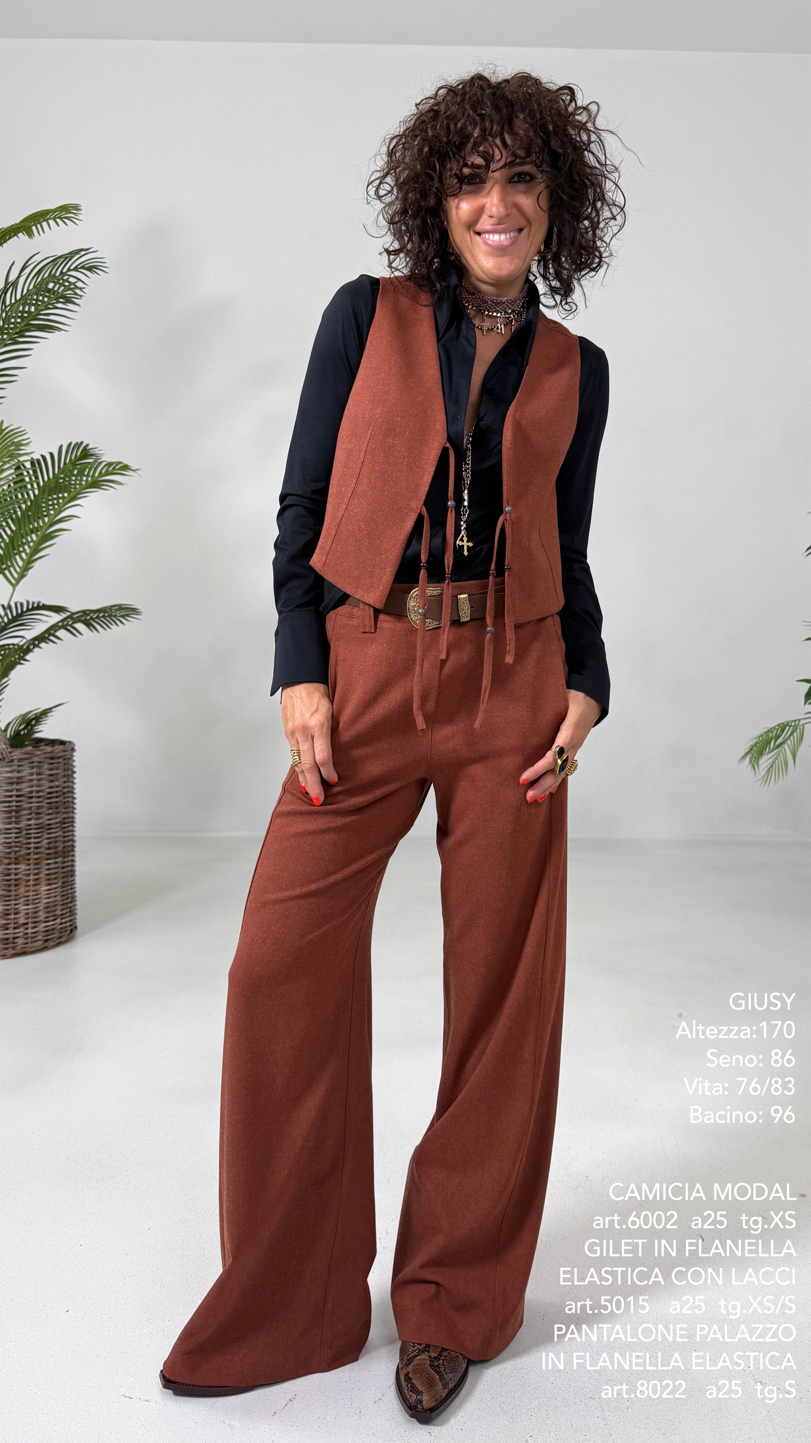 GILET IN FLANELLA SUPER ELASTICA CON LACCI