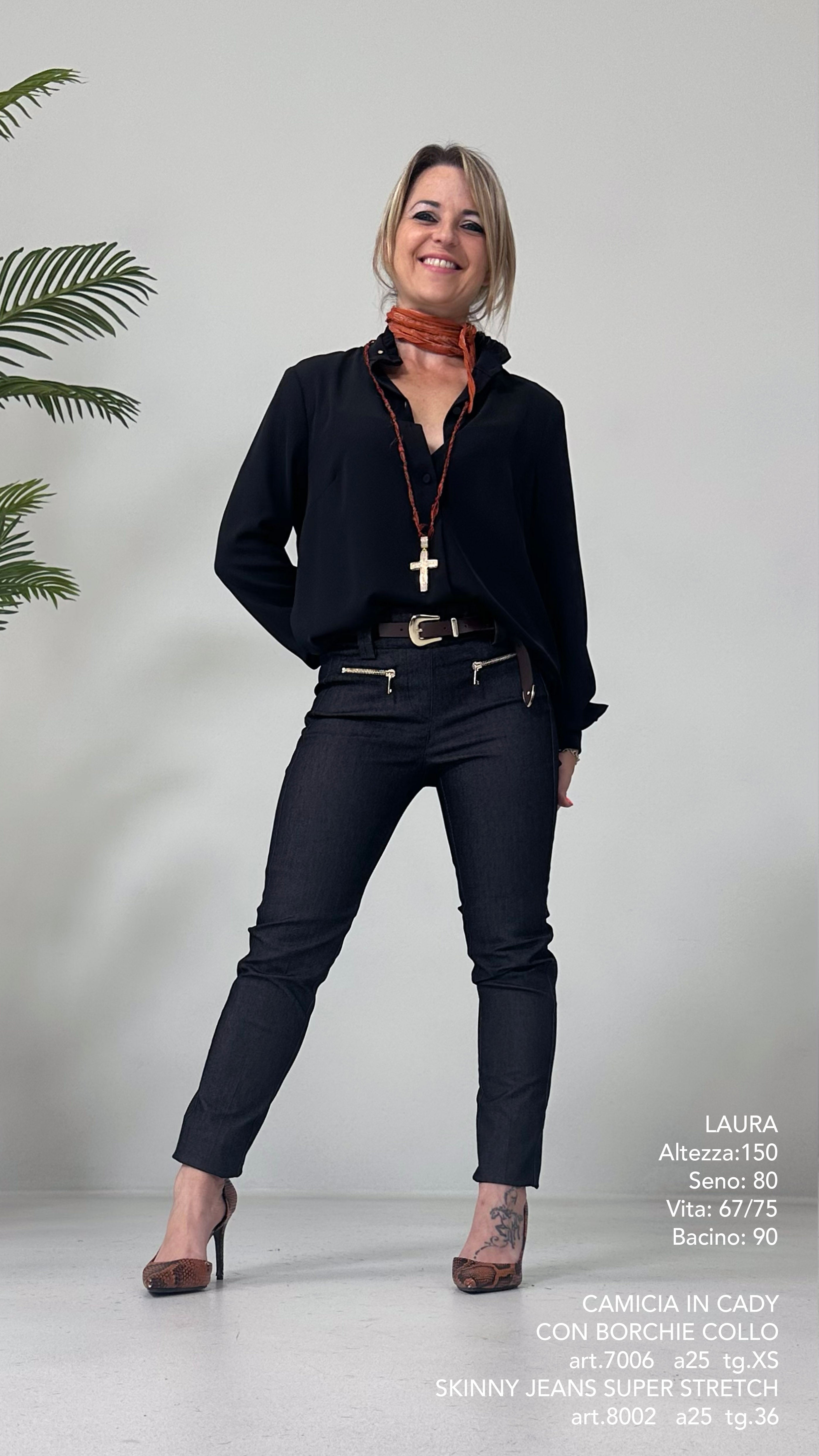 CAMICIA IN CADY FLUIDO CON BORCHIE COLLO