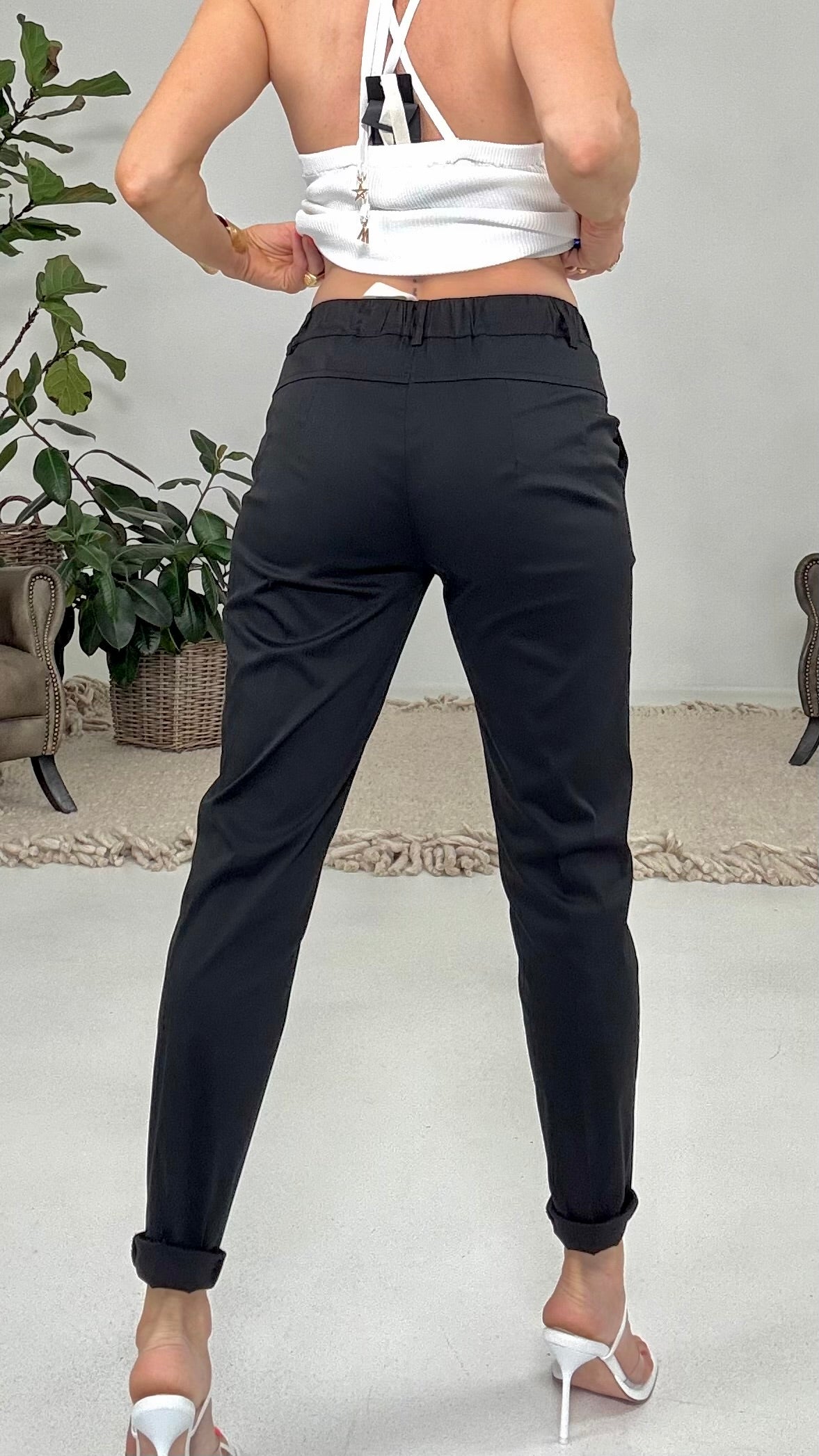 823 P25 NERO PANTALONE CAROTA IN PELLE D UOVO
