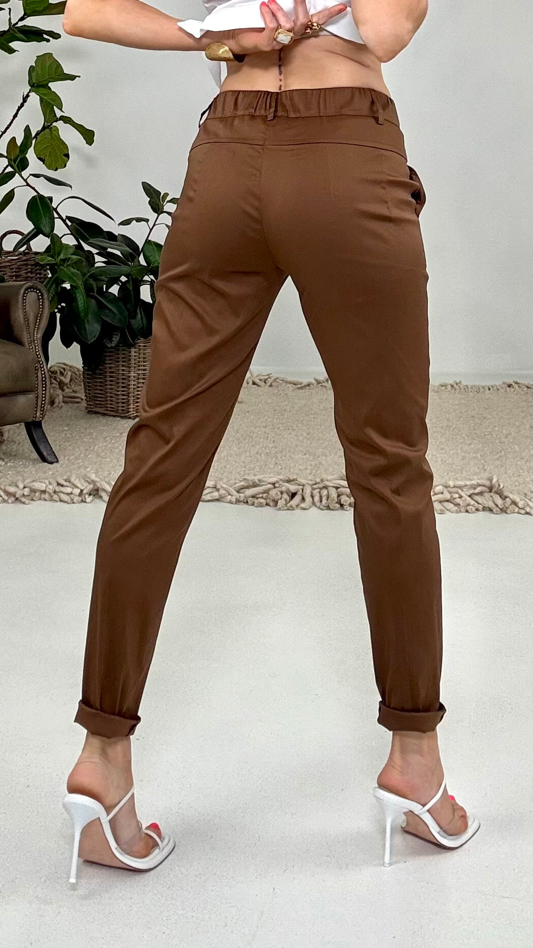 823 P25 TERRA PANTALONE CAROTA IN PELLE D UOVO