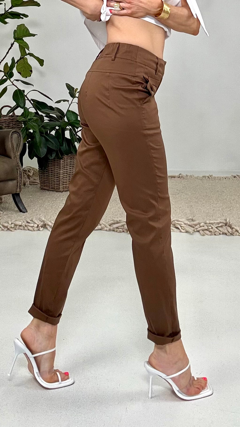 823 P25 TERRA PANTALONE CAROTA IN PELLE D UOVO