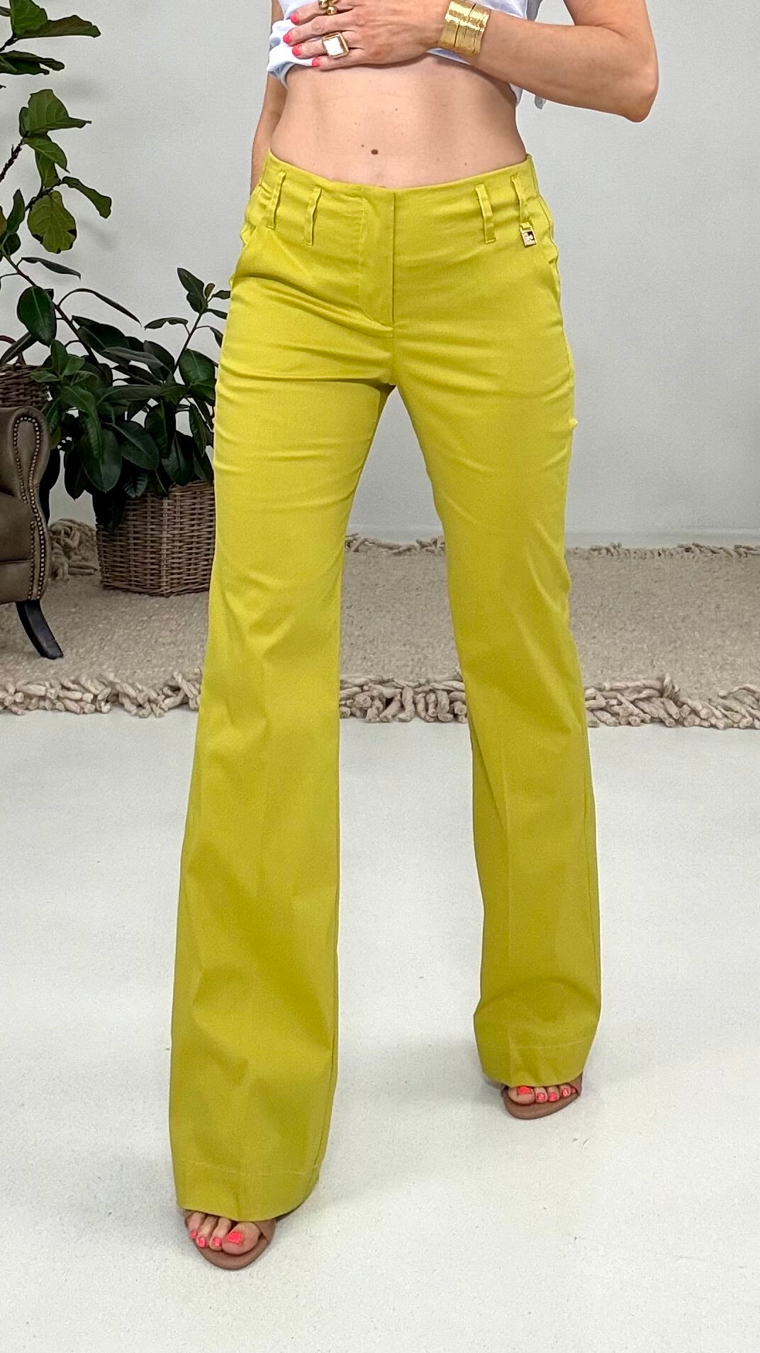 822 P25 GIALLO PANTALONE PALAZZO SVASATO AL FONDO IN PELLE D UOVO