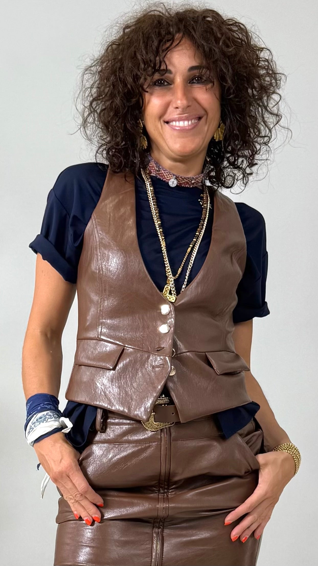 GILET IN FINTA PELLE MOSSA CON FODERA CANGIANTE