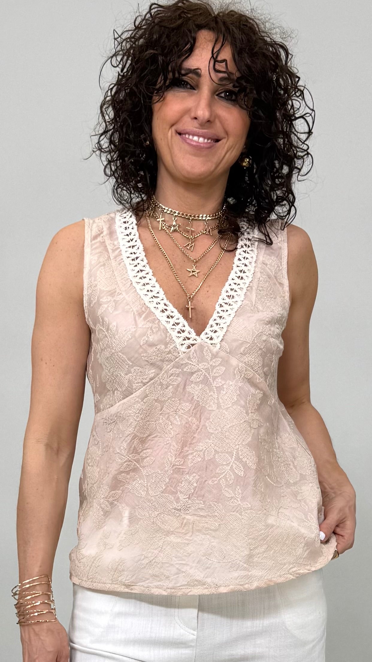 TOP IN VOILE RICAMATO CON PASSAMANERIA