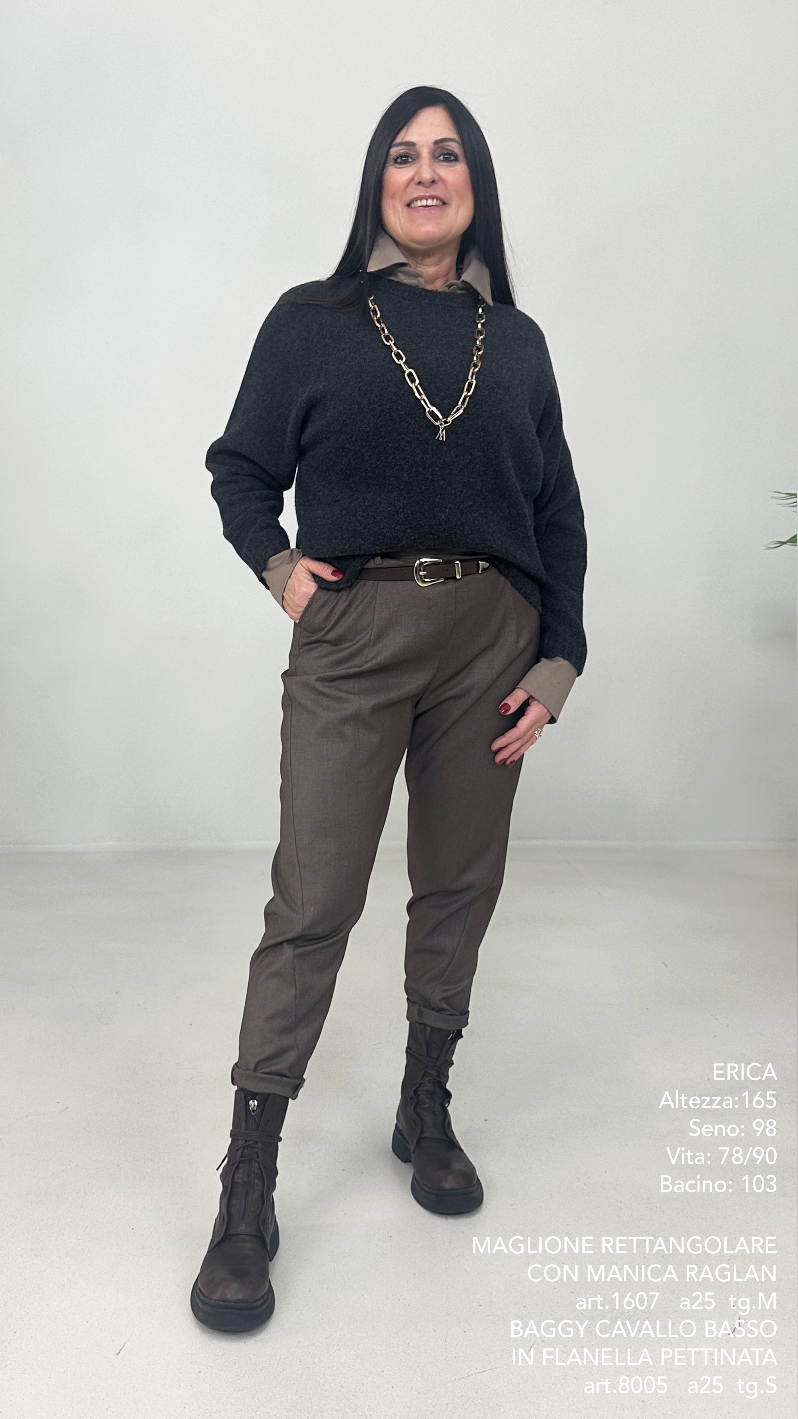 MAGLIONE RETTANGOLARE CON MANICA RAGLAN IN LANA CARDATA