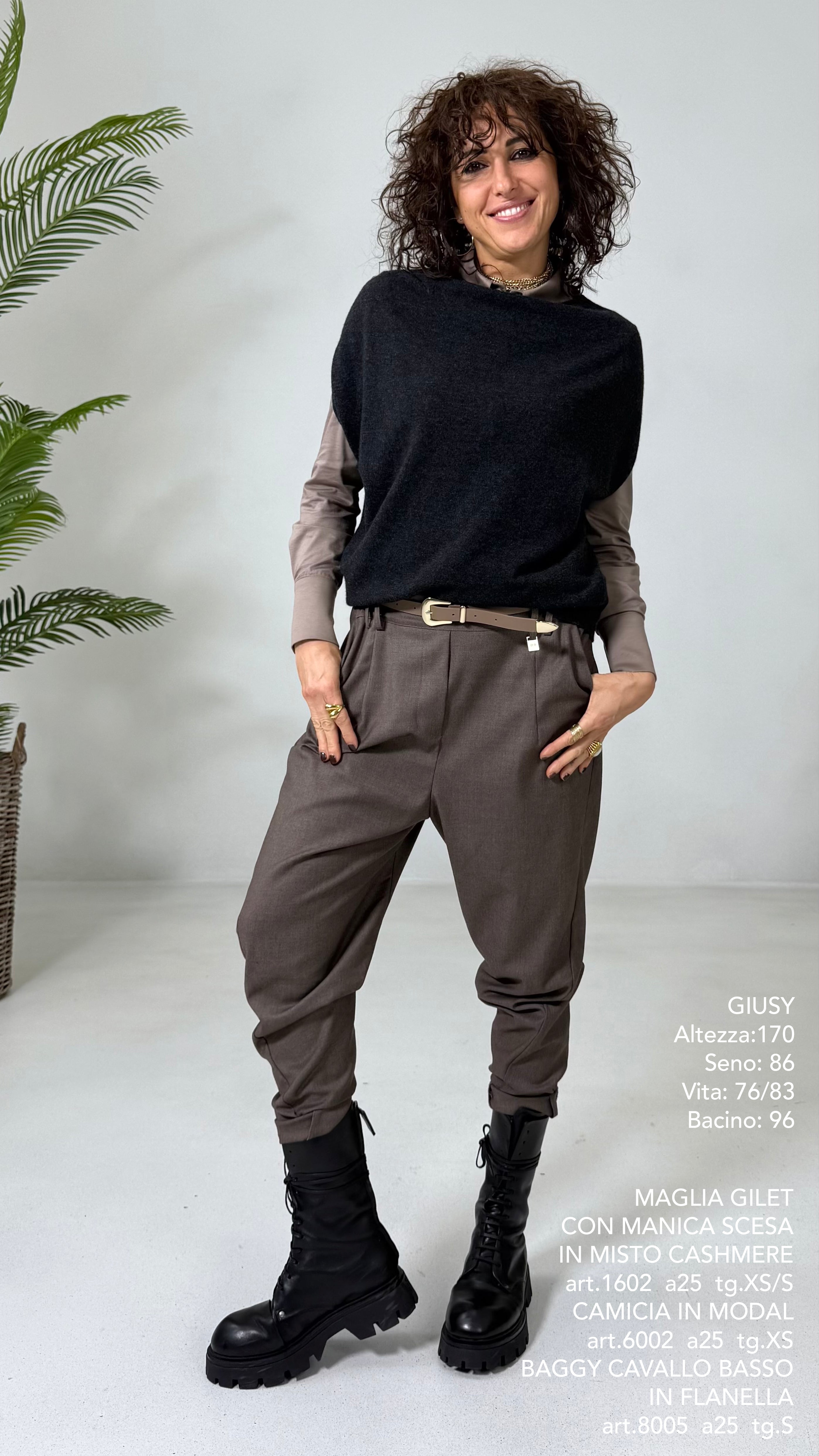 MAGLIA GILET CON MANICA SCESA IN MISTO CASHMERE