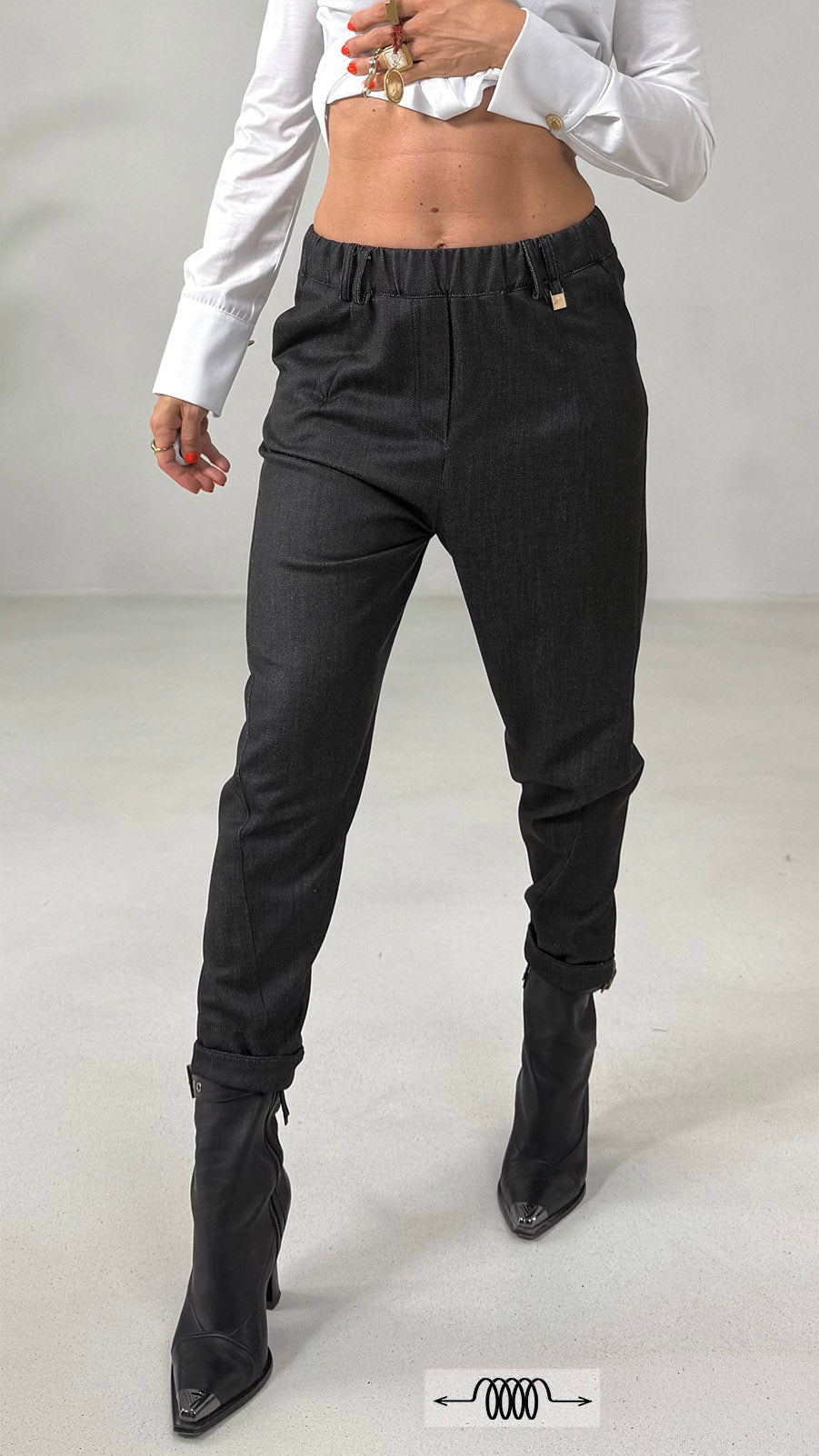 BAGGY CON CAVALLO BASSO IN MAGLIA TECNICA EFFETTO JEANS