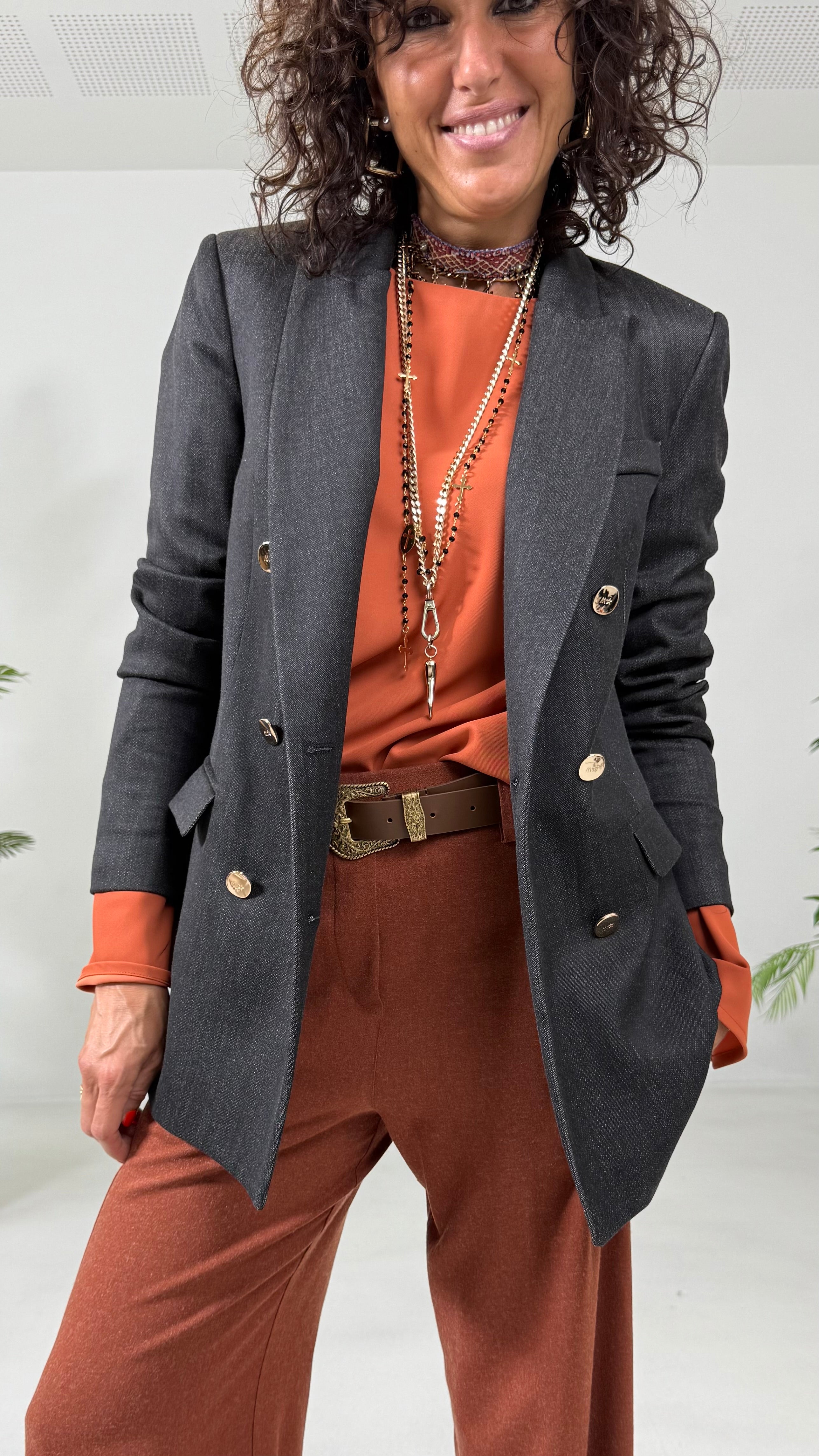 CAMICIA IN CADY FLUIDO CON MANICHE SVASATE