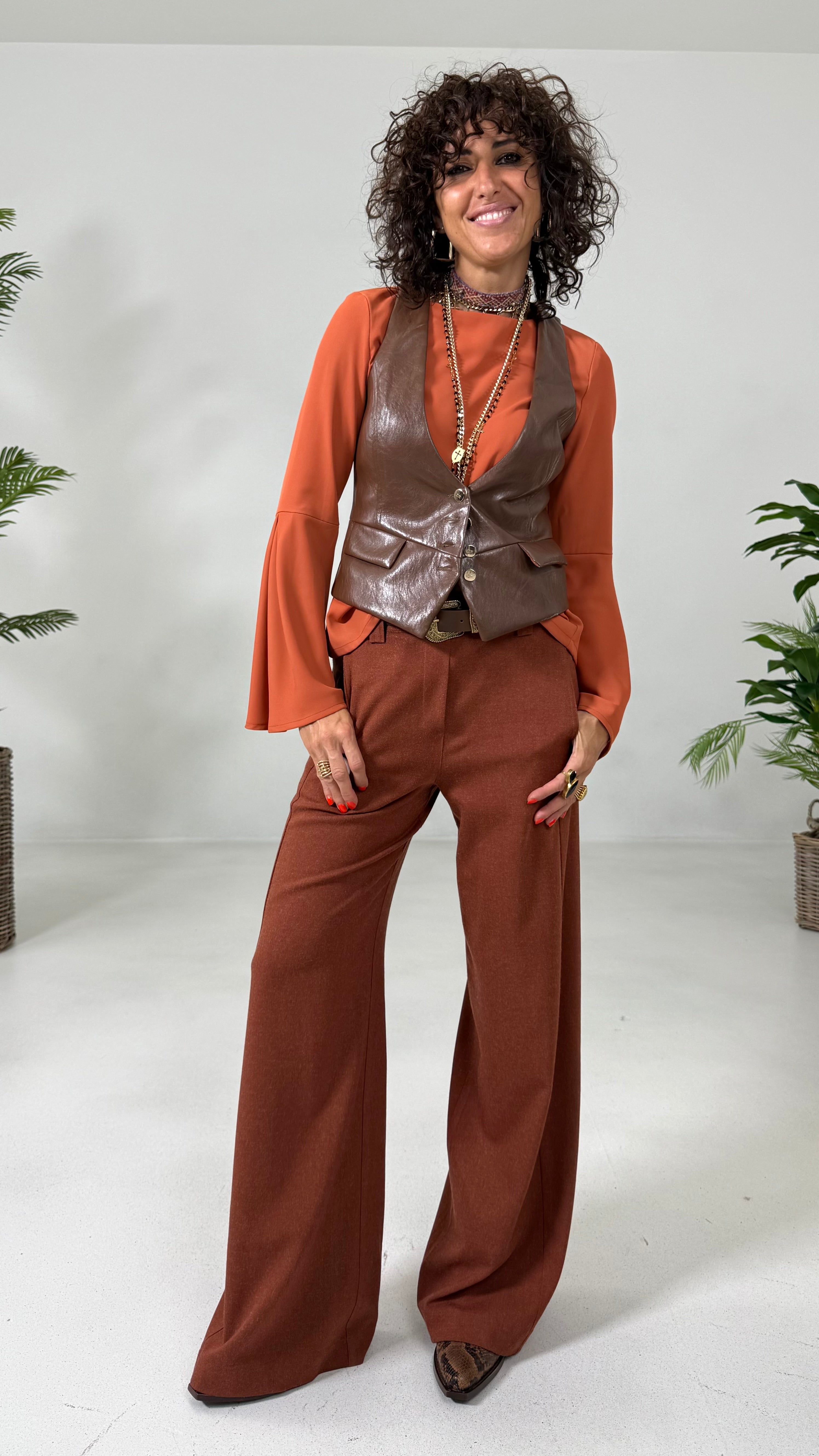 CAMICIA IN CADY FLUIDO CON MANICHE SVASATE