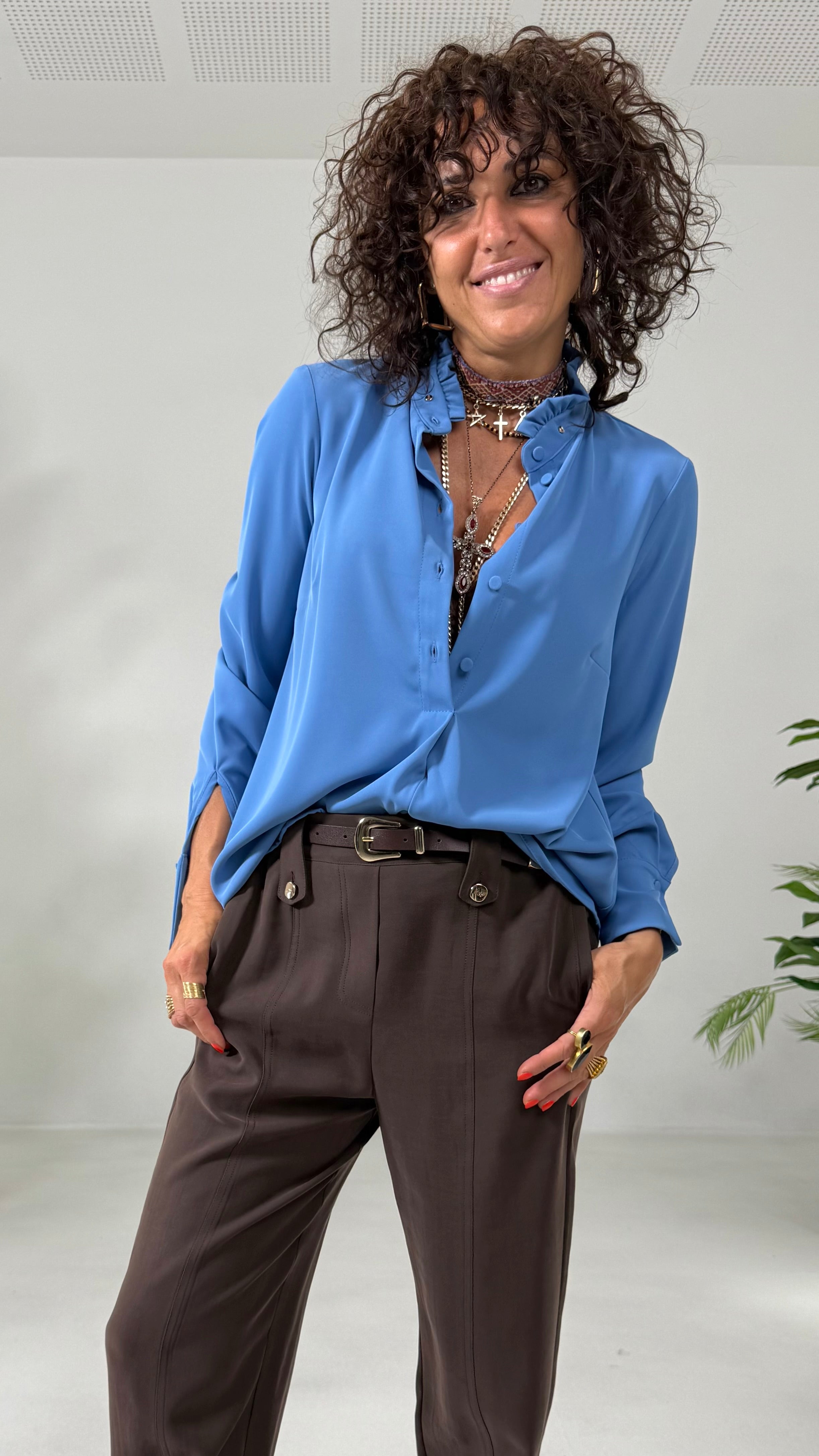 CAMICIA IN CADY FLUIDO CON BORCHIE COLLO