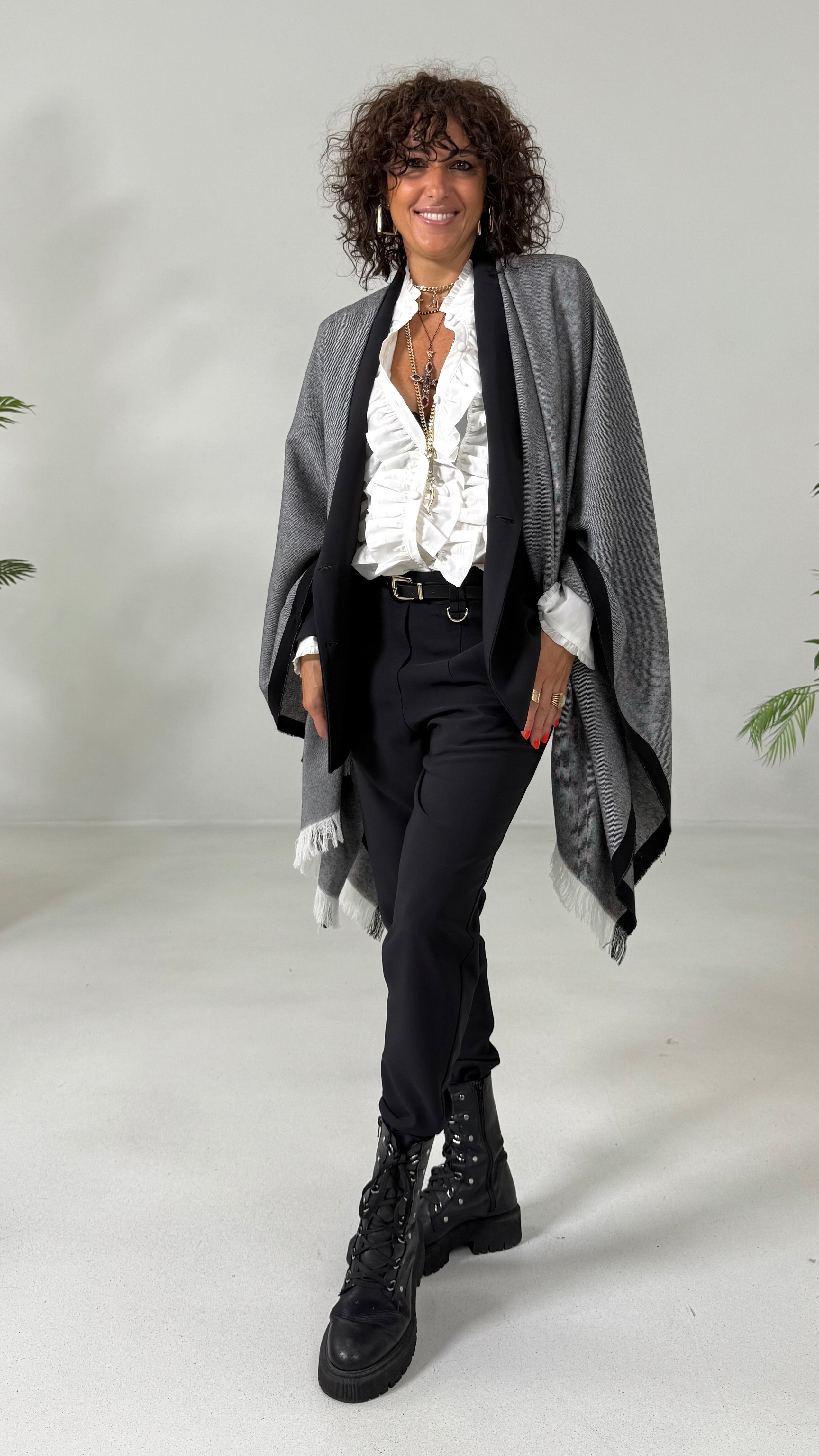MANTELLA PONCHO COCCOLA