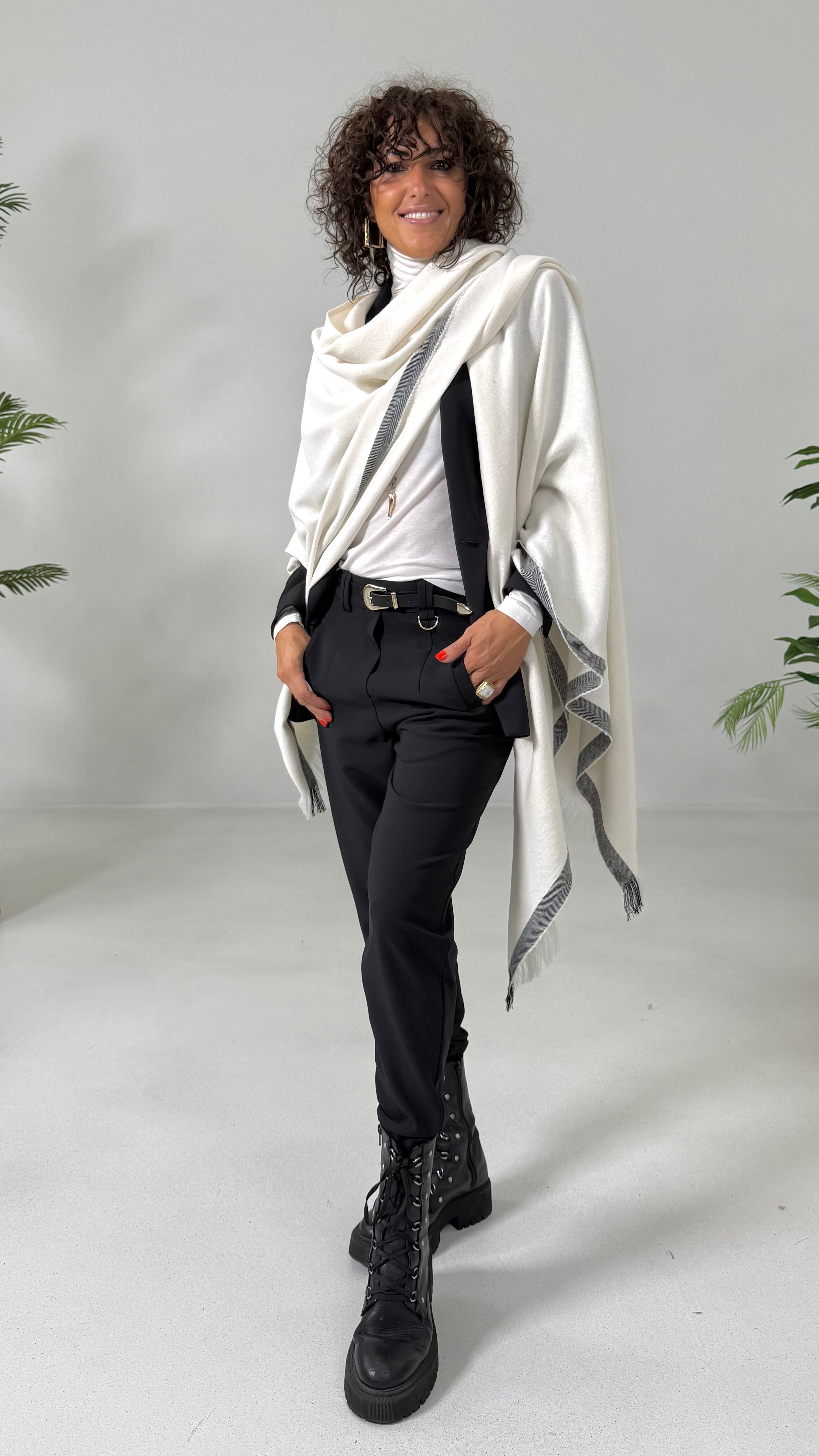 MANTELLA PONCHO COCCOLA
