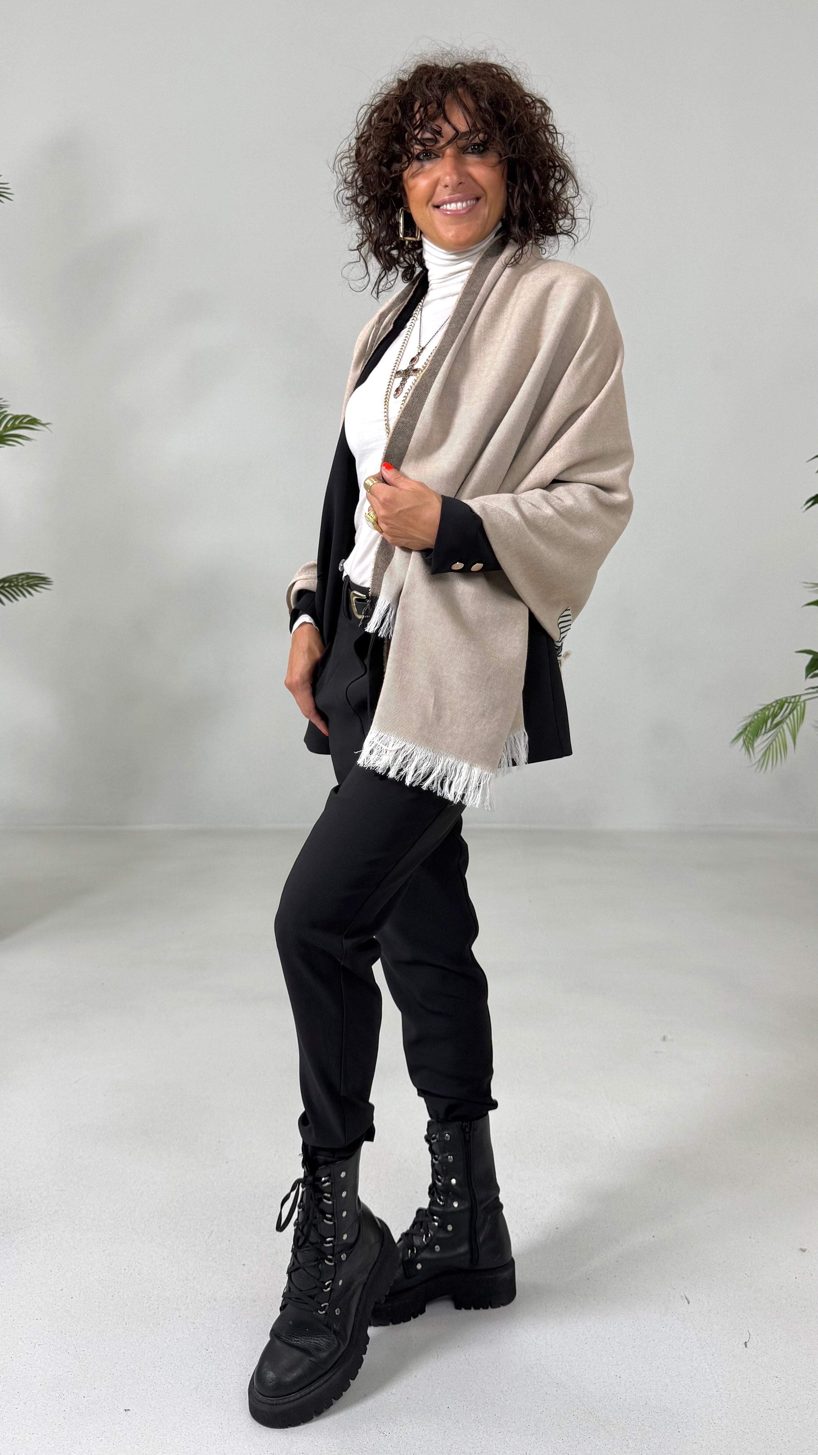 MANTELLA PONCHO COCCOLA